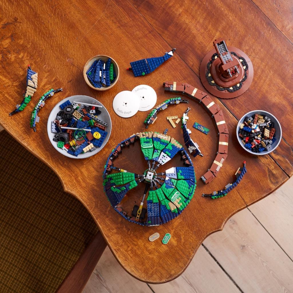 LEGOLEGO Ideas Yerküre 21332,Yetişkinler için Koleksiyonluk Yaratıcı Model Yapım Seti(2585 Parça)