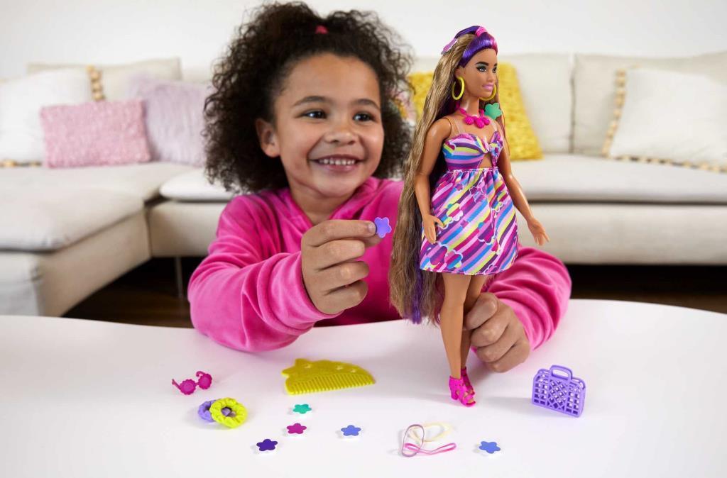 barbieBarbie Upuzun Muhteşem Saçlı Bebekler HCM87 - Esmer-Çiçek
