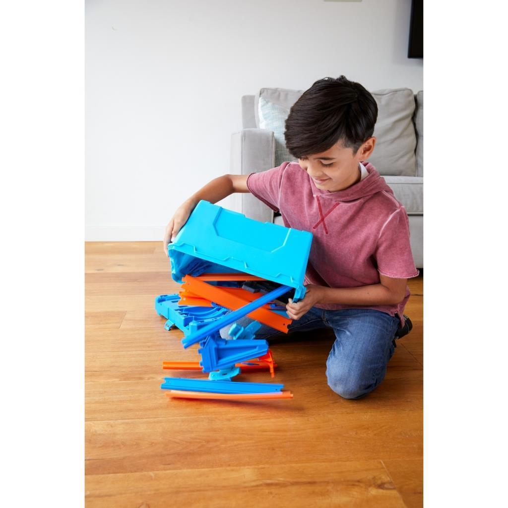 HOTWHEELSHot Wheels Track Builder Kutulu Uzman Serisi Yarış Seti, Dönen Parkur Kutusu, 1 Adet Araç, Pist ve Fırlatıcılar Dahil, FLK90
