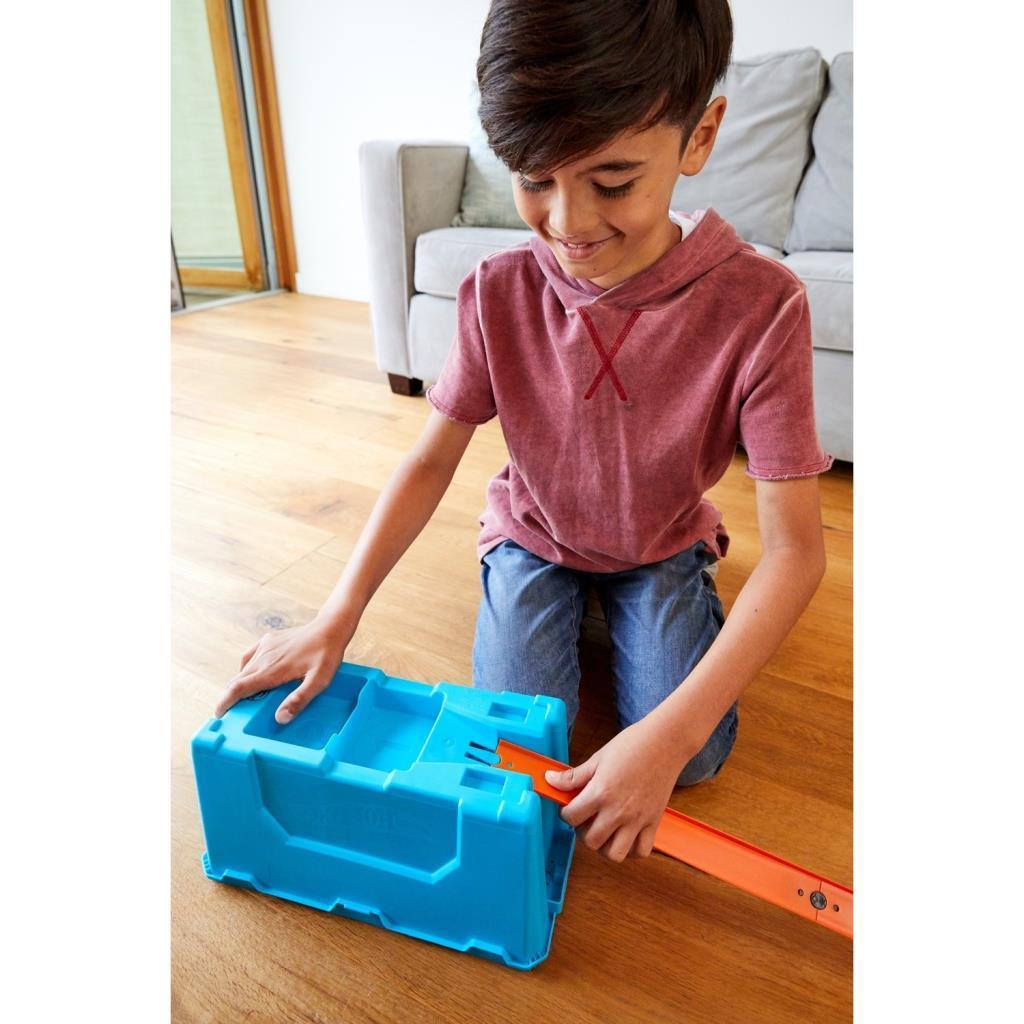 HOTWHEELSHot Wheels Track Builder Kutulu Uzman Serisi Yarış Seti, Dönen Parkur Kutusu, 1 Adet Araç, Pist ve Fırlatıcılar Dahil, FLK90