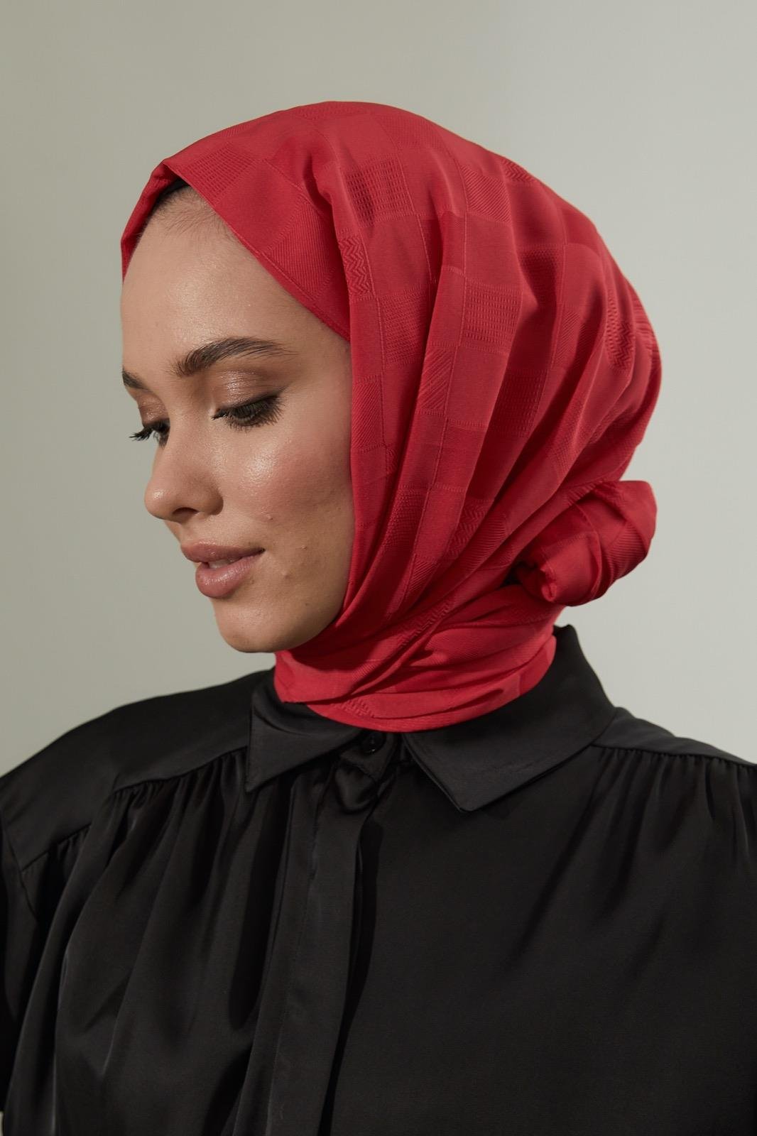 Dama Desenli Dokulu Şal - Kırmızı
