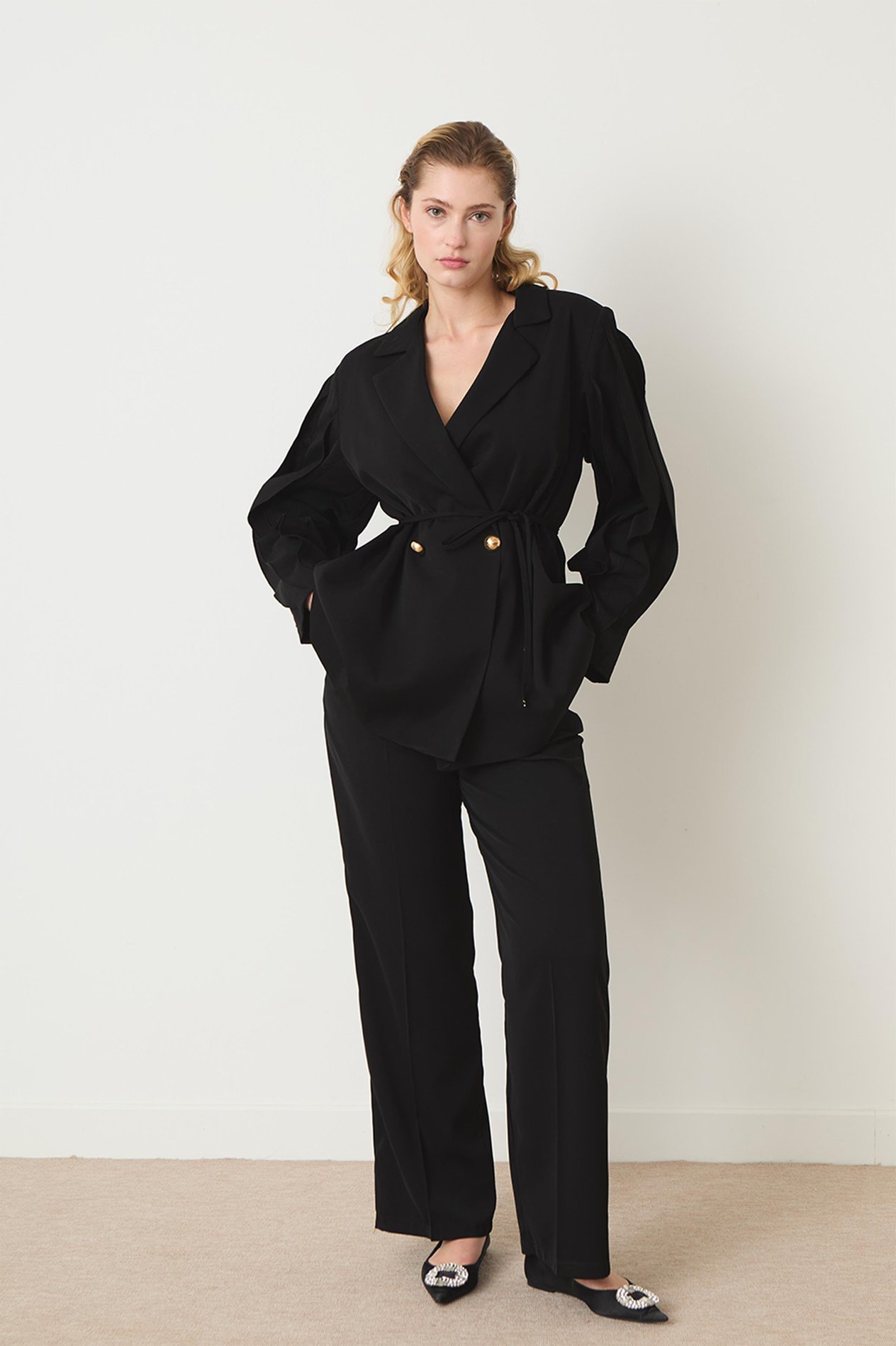 Jenika Kol Detaylı Premium Blazer Ceket Takım - Siyah