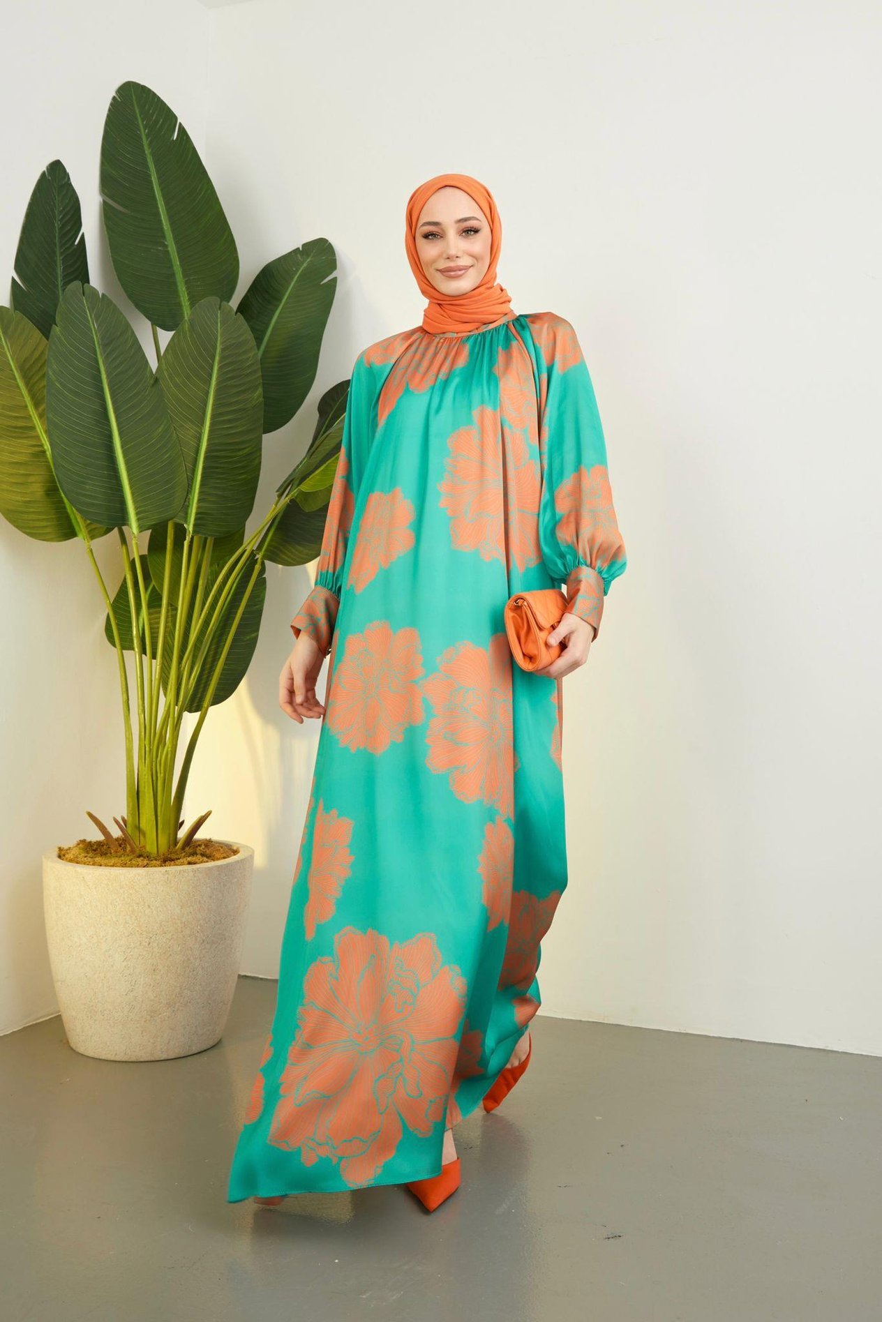 Zelina Saten Desenli Elbise - Yeşil