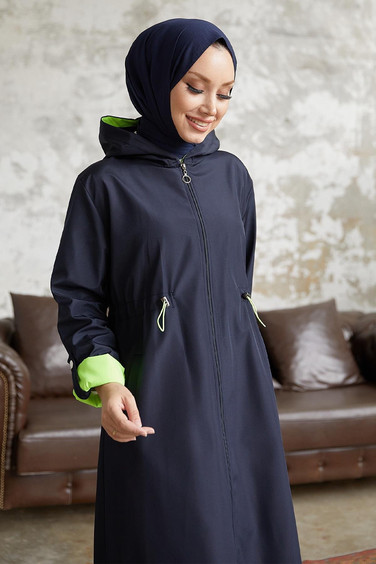 Beli Büzgülü Kapüşonlu Neon Trenç - Lacivert \ Yeşil