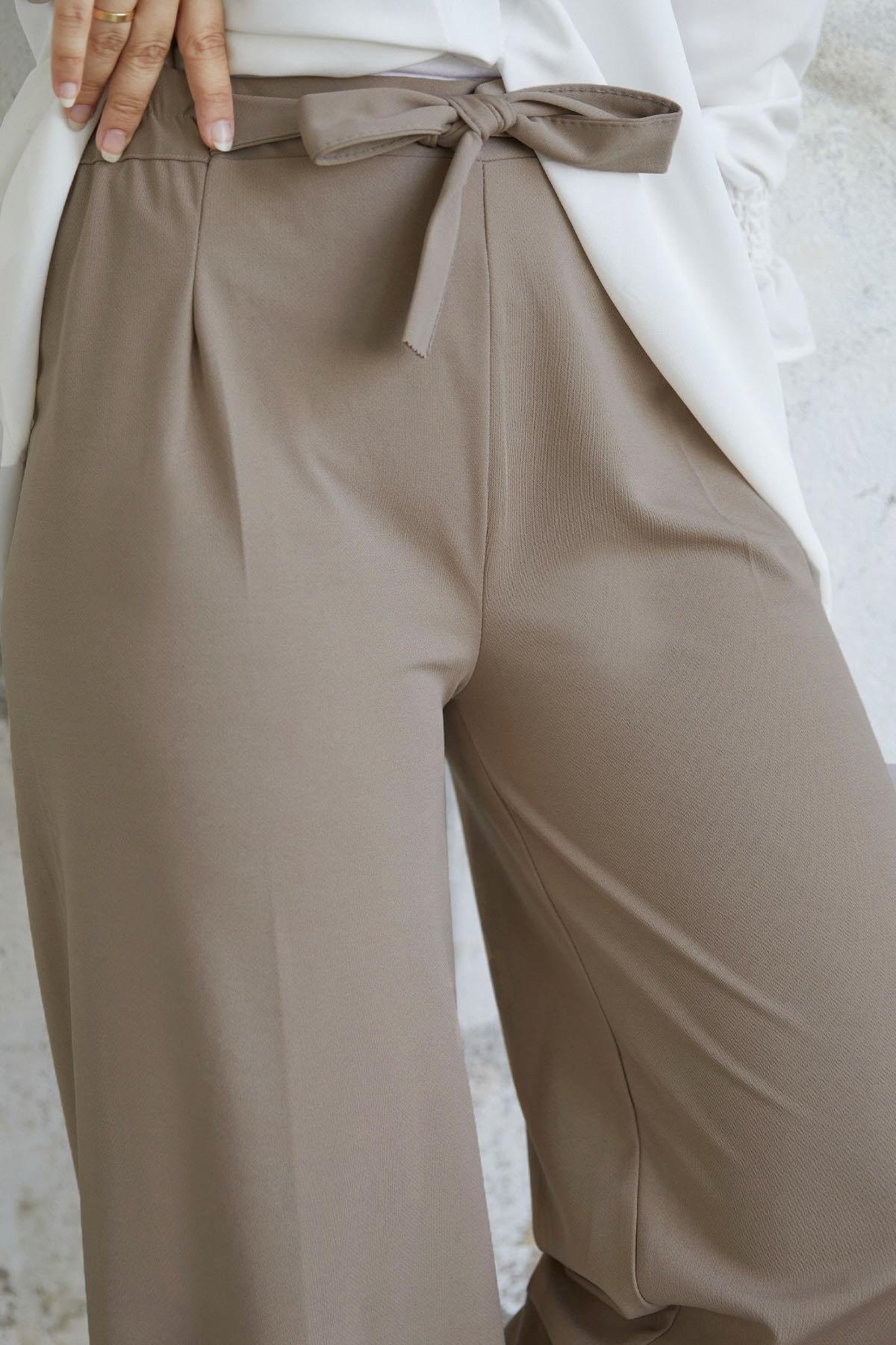 Beli Kuşaklı Bol Scuba Pantolon - Bej