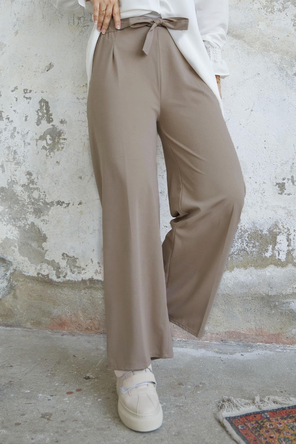 Beli Kuşaklı Bol Scuba Pantolon - Bej