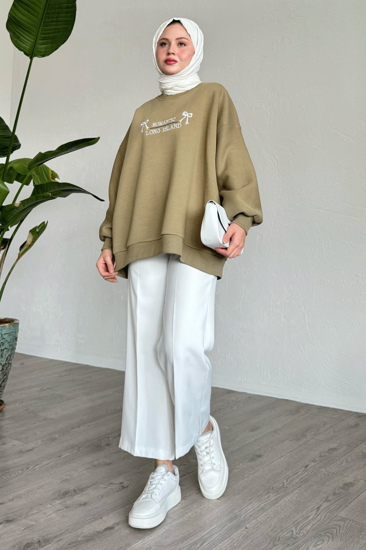Fiyonk Yazı İşleme Haki Sweat