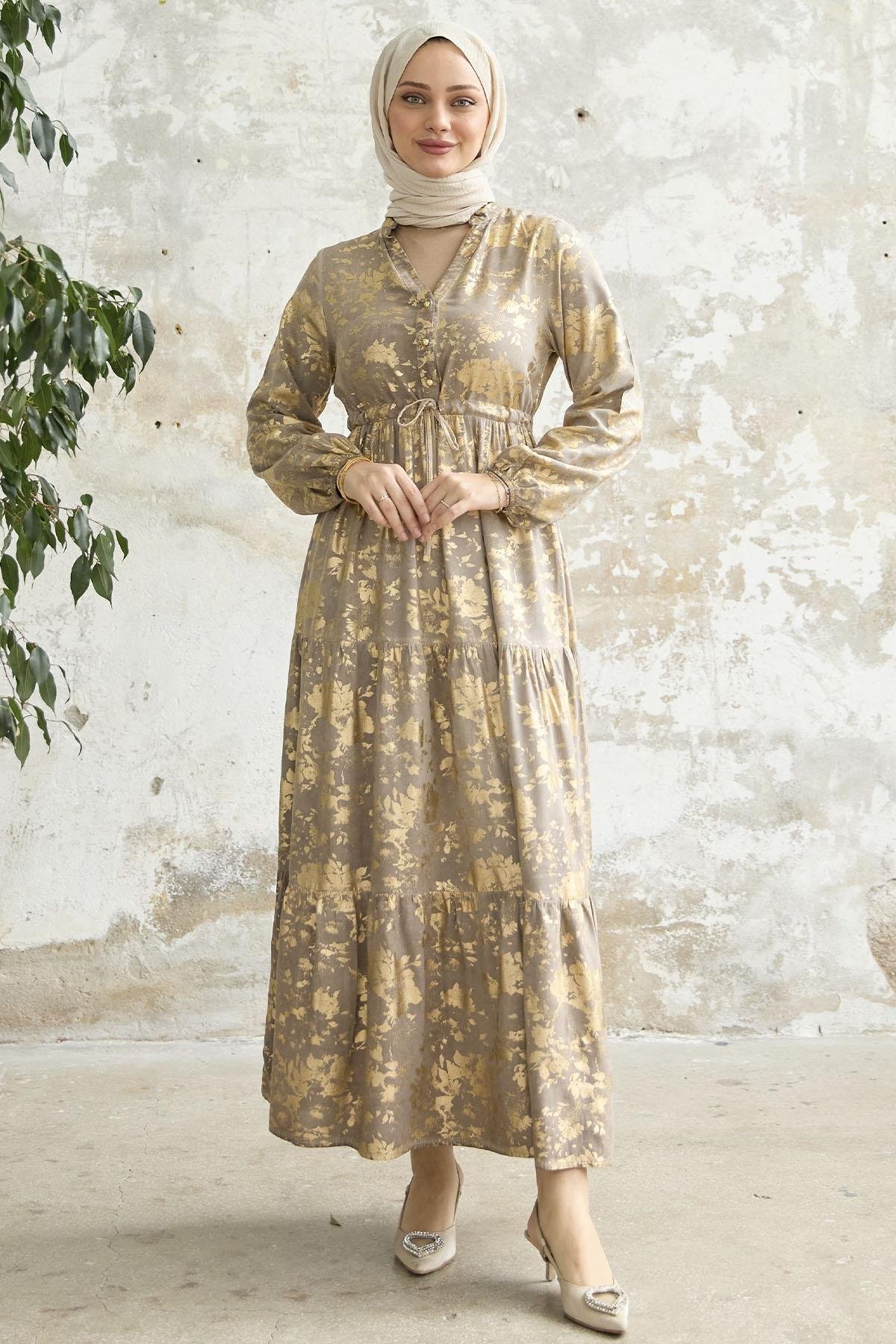 Gold Varaklı Yaprak Desen Bej Elbise