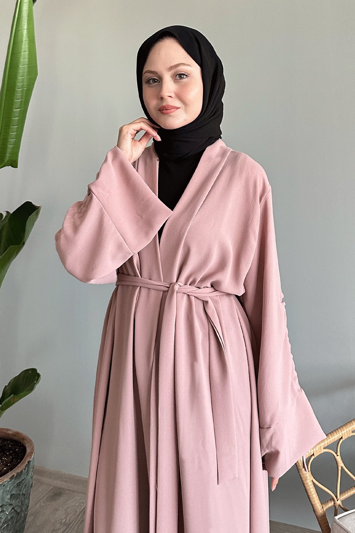 Kolu İpli Büzgülü Pudra Abaya
