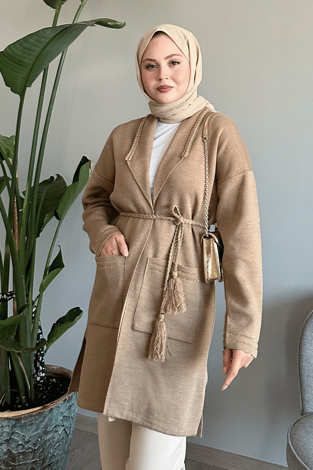Örgü Ve Sim Detaylı Camel Triko Ceket