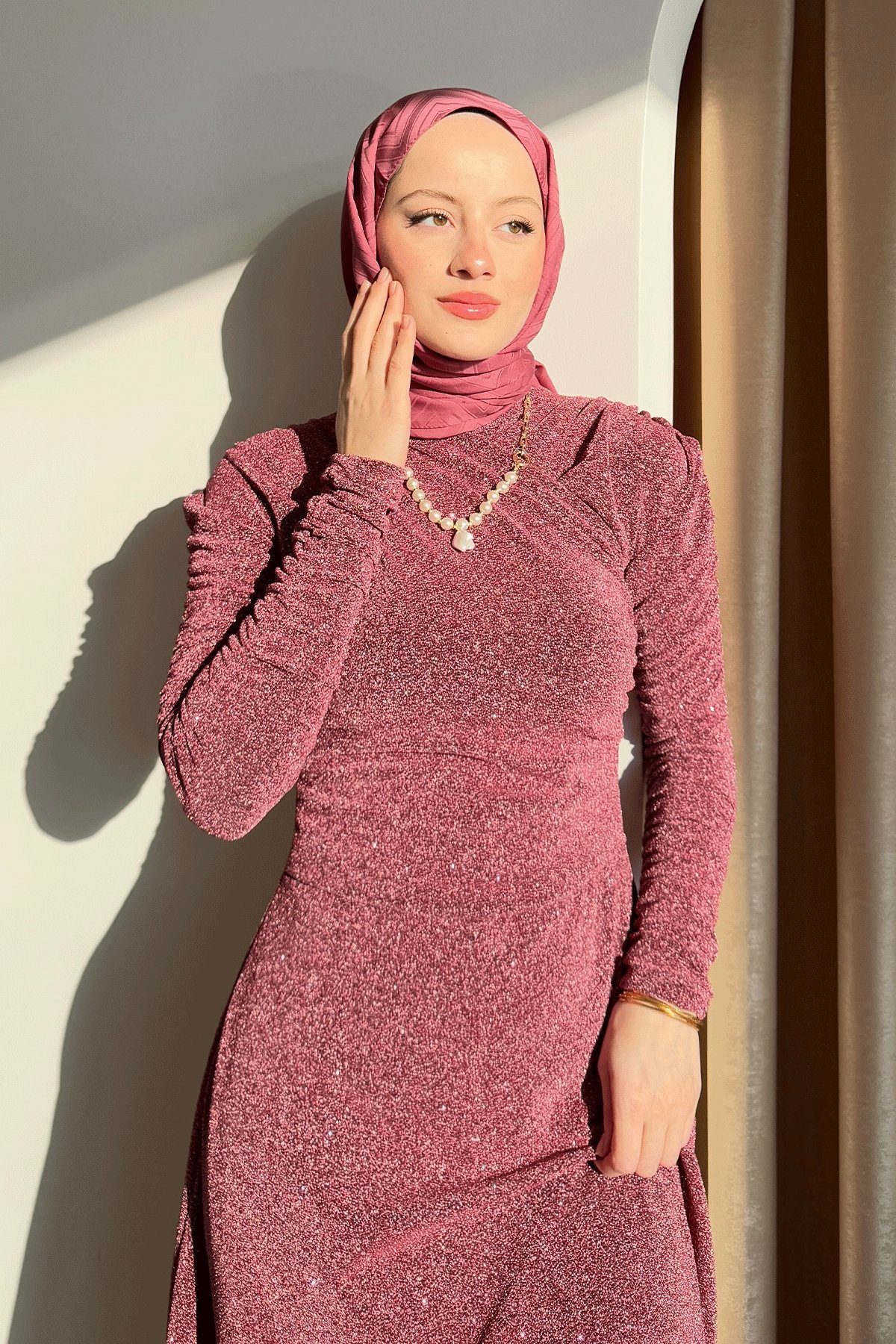 Simli Kruvaze Büzgülü Pembe Elbise