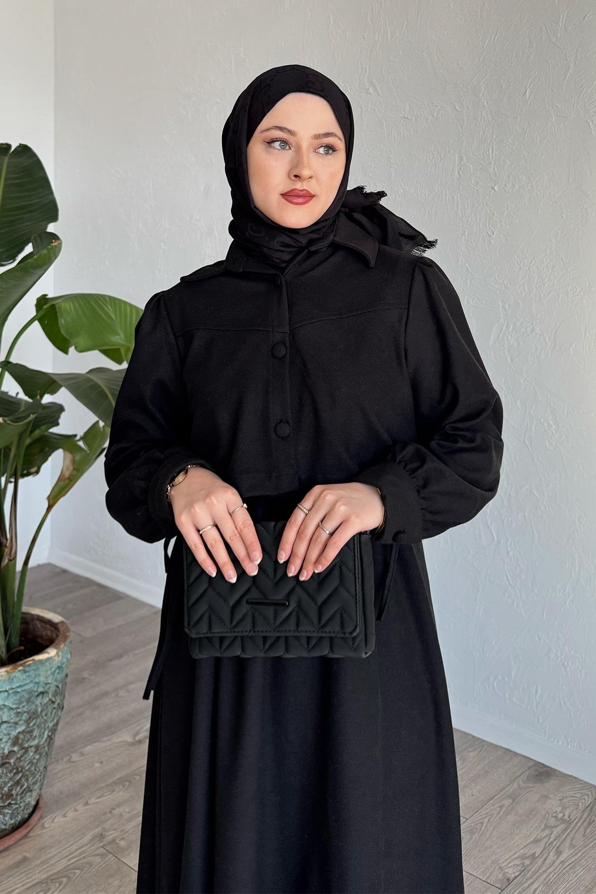 Yandan Büzgülü Jileli Ceket Siyah Takım