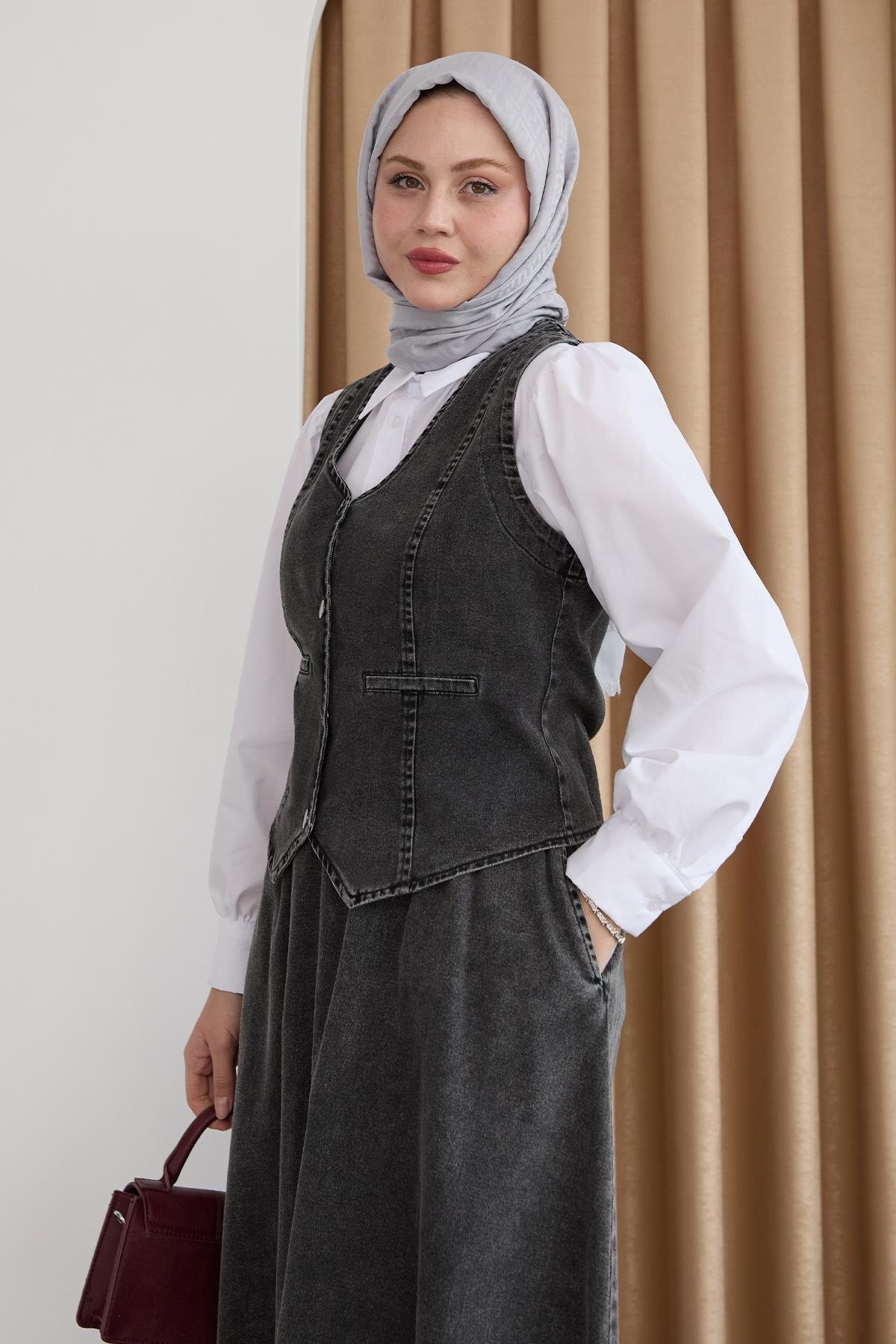 Yelekli Etekli Siyah Üçlü Kot Takım