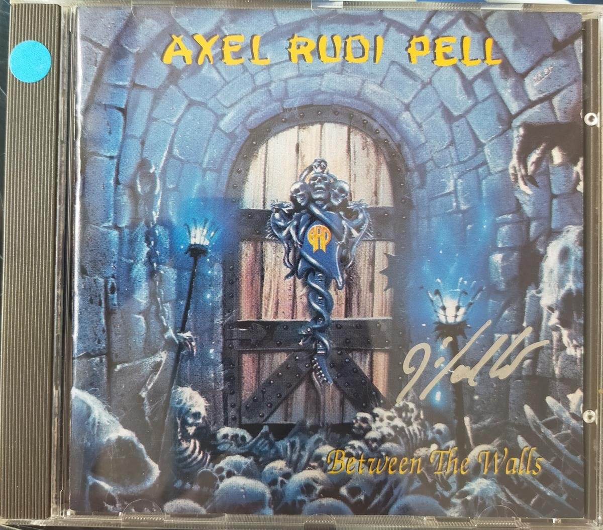 AXEL RUDI PELL - BETWEEN THE WALLS 