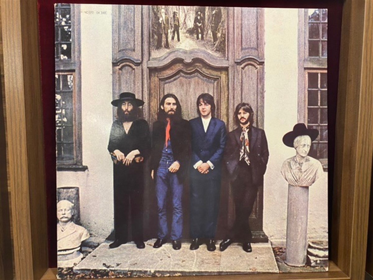 THE BEATLES - HEY JUDE