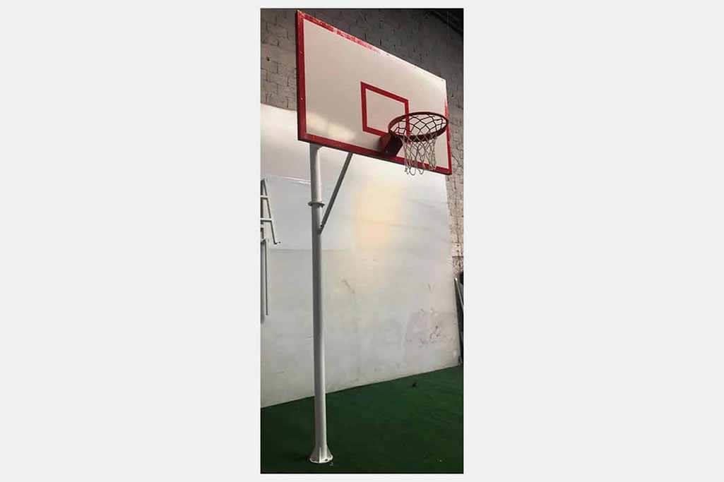 BT1201 Bayspor 105x180 cm Fiber Panya Tek Direk Basketbol Potası: Dayanıklı ve Güvenilir Malzeme ile Optimum Oyun Performansı