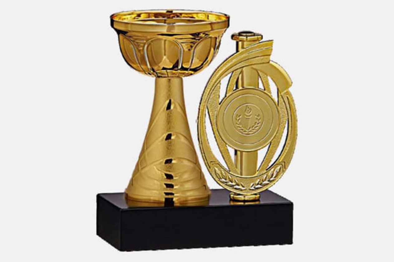 Bayspor L70 Figürlü Kupa 17x15 cm