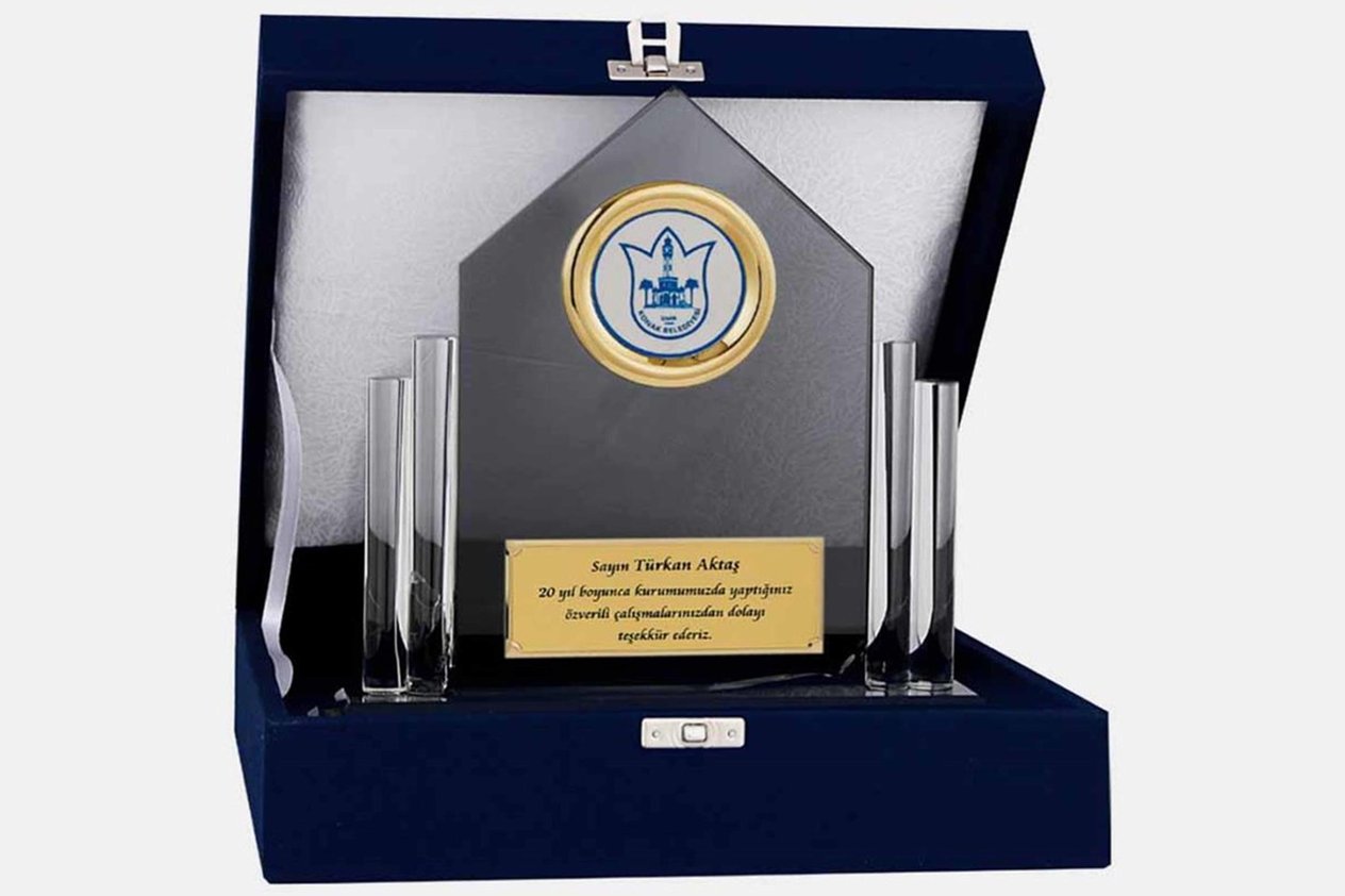 Bayspor M130 Kadife Kutulu Kristal Plaket 23 cm