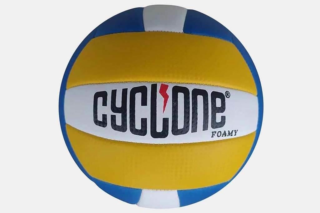 Cyclone Foamy Makine Dikişli Voleybol ile voleybolu doyasıya yaşayın!
