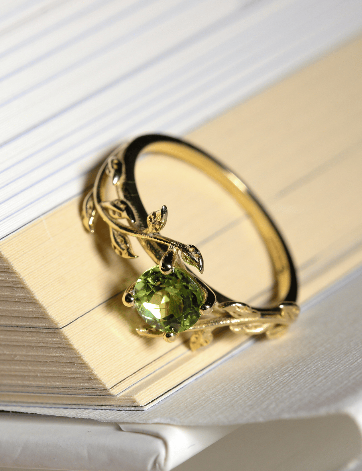 0,98 Karat Peridot Yüzük