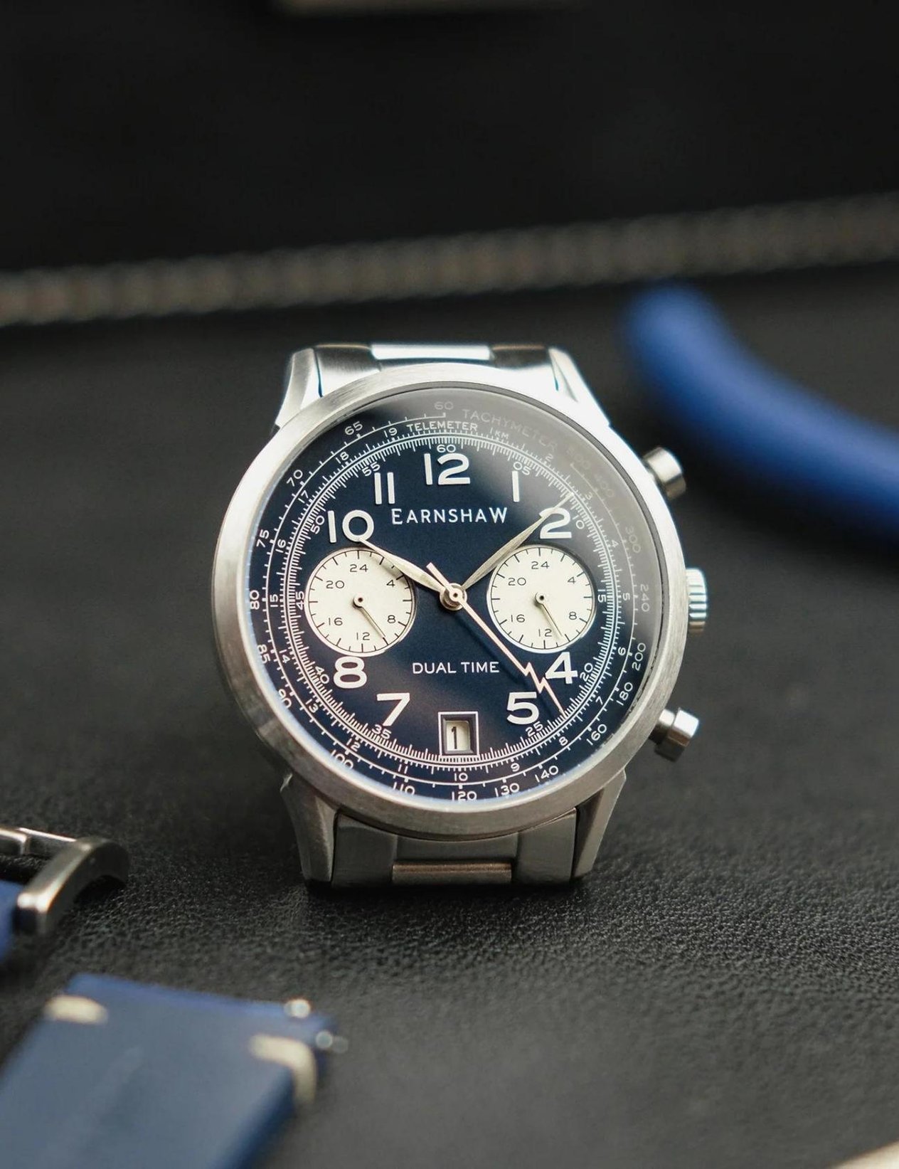 EARNSHAW ES-8186-22 50 Erkek Kol Saati