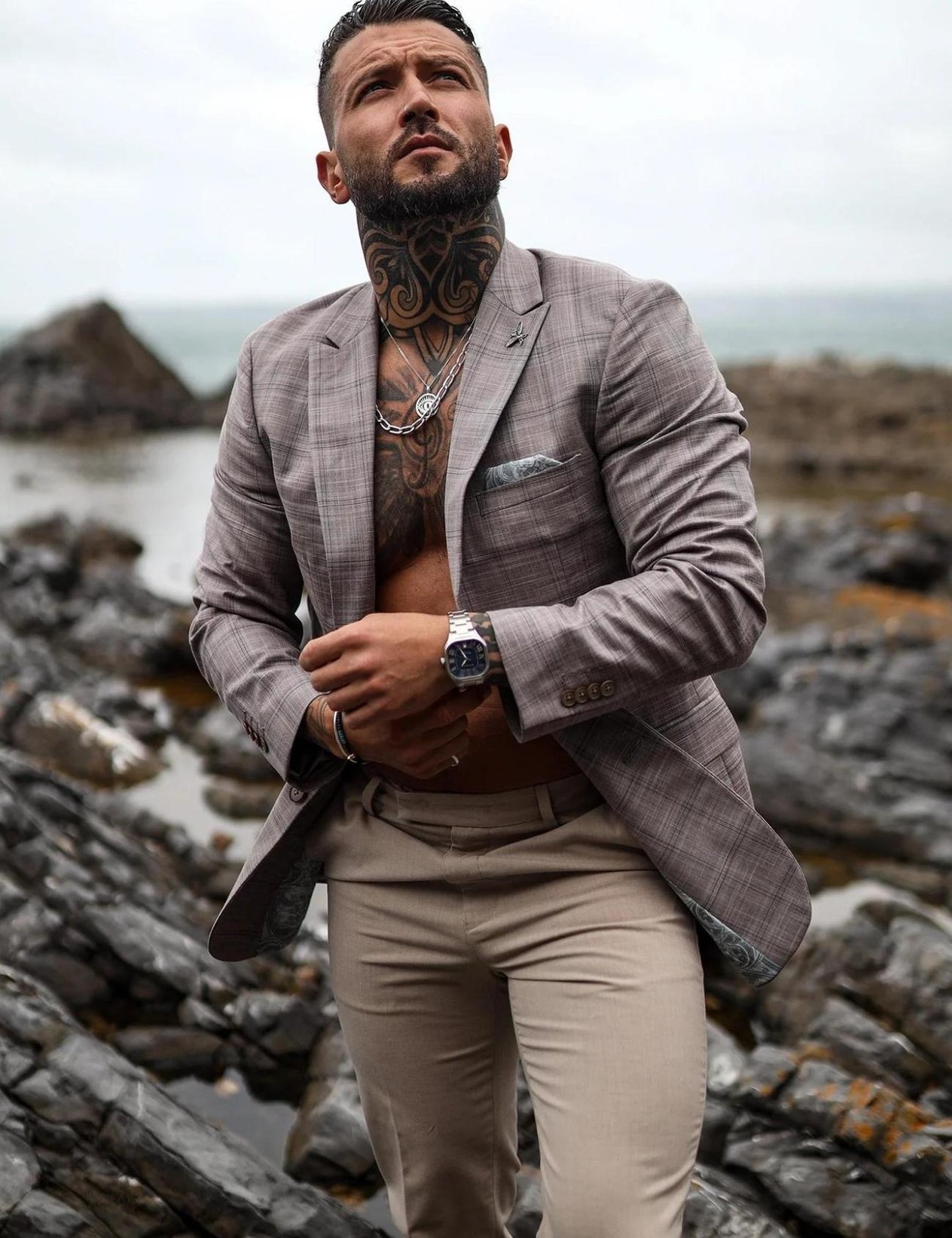 EARNSHAW ES-8284-22 30 Erkek Kol Saati