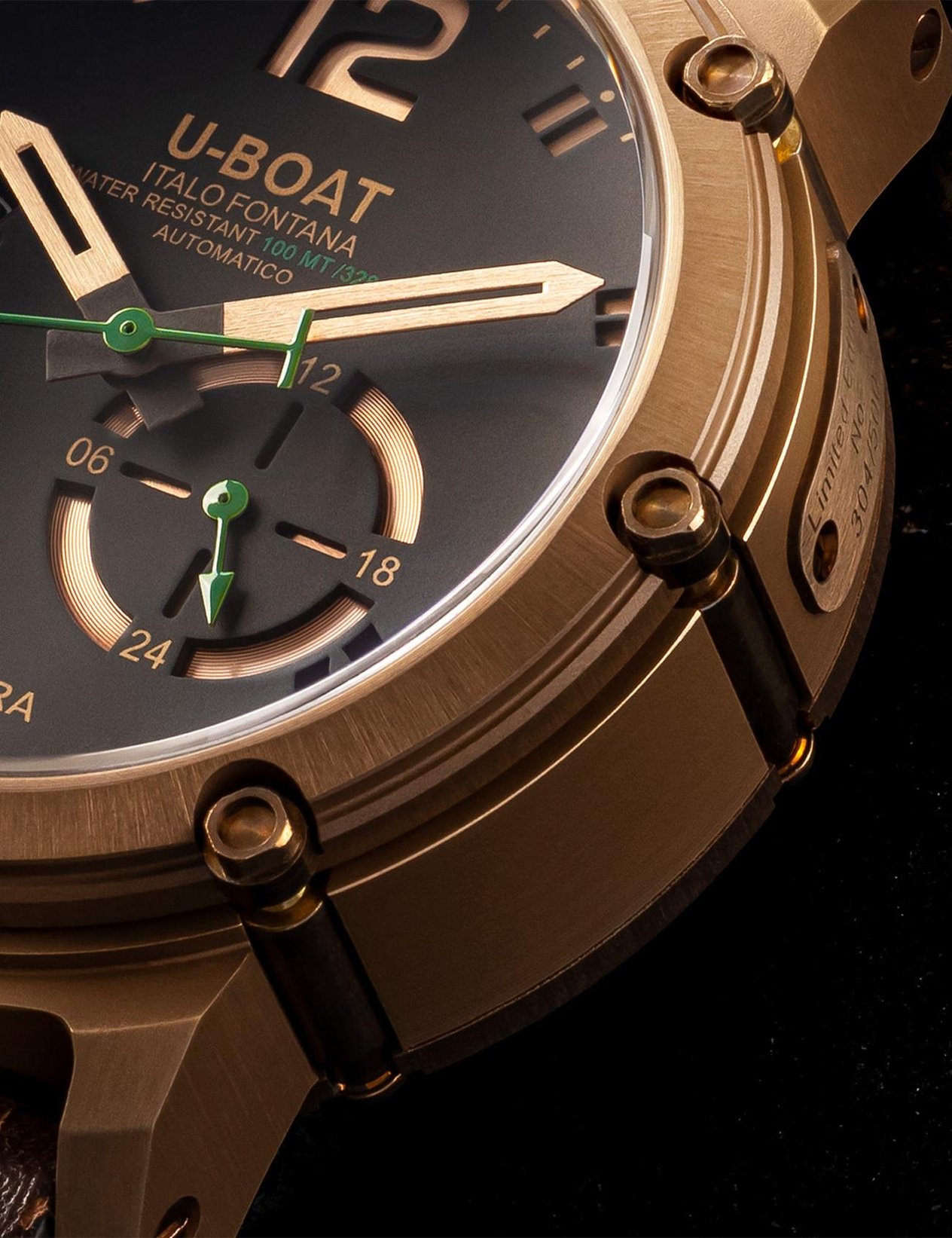 U-BOAT 8527 Erkek Kol Saati