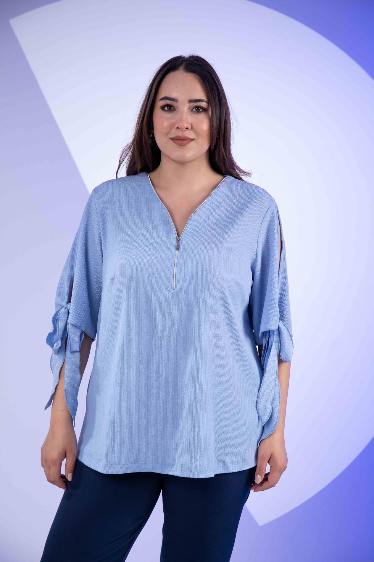 Büyük Beden 1112048 Bürümcüklü Fermuarlı Bluz Açık Mavi
