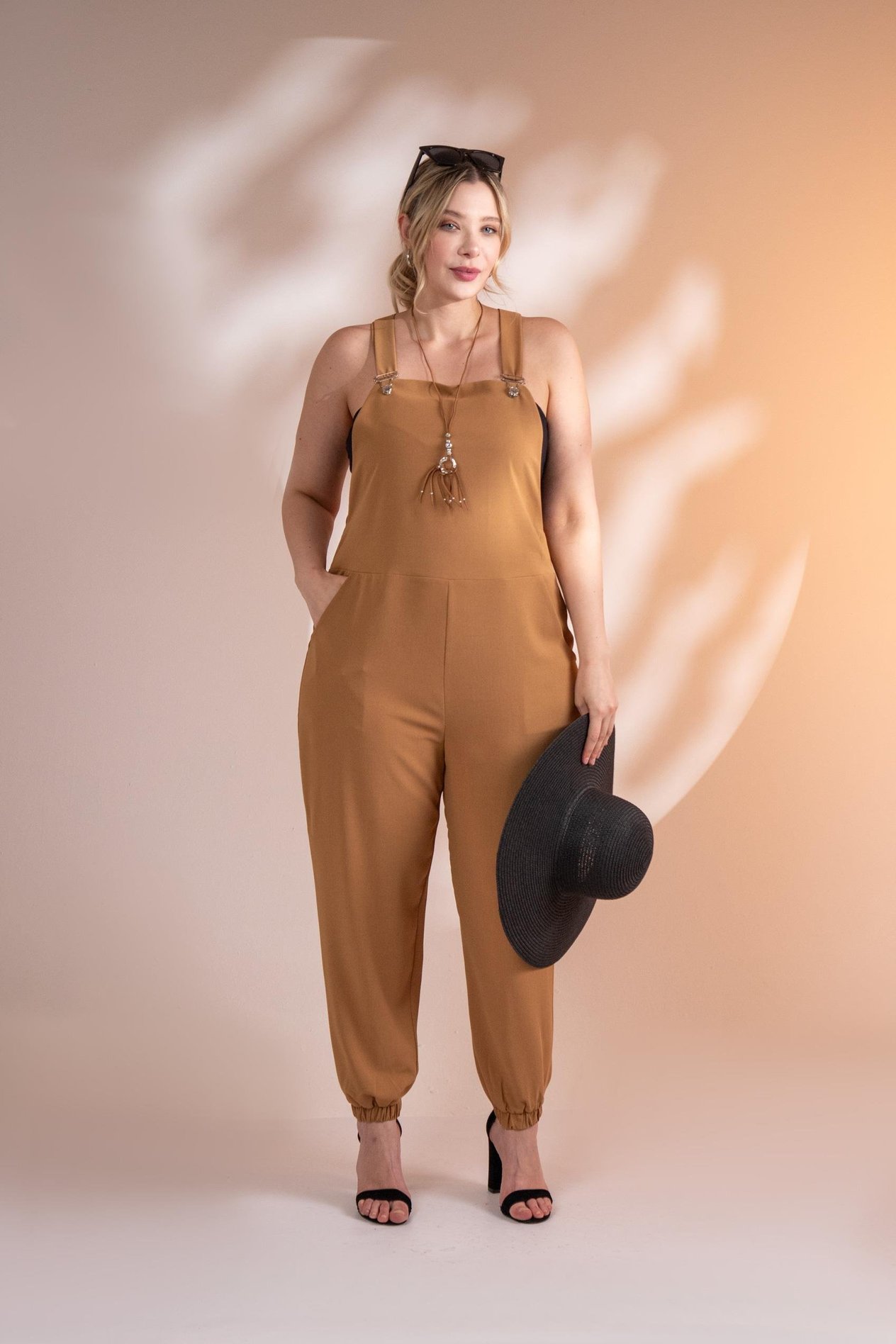 Büyük Beden 111981 Askılı Cepli Tulum  Camel