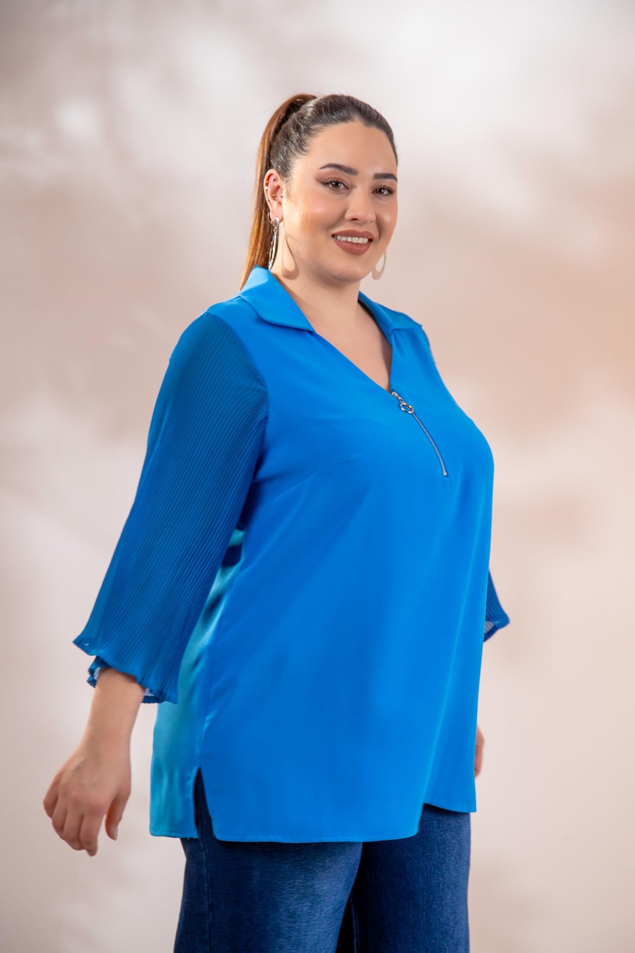 Büyük Beden 1211089 Piliseli Fermuarlı Bluz  Mavi