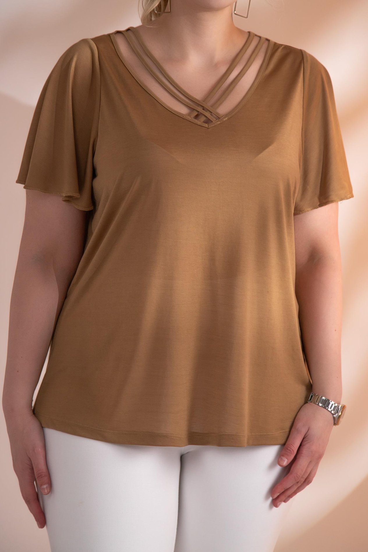 Büyük Beden 3330376 V Yaka Biyeli Bluz  Camel
