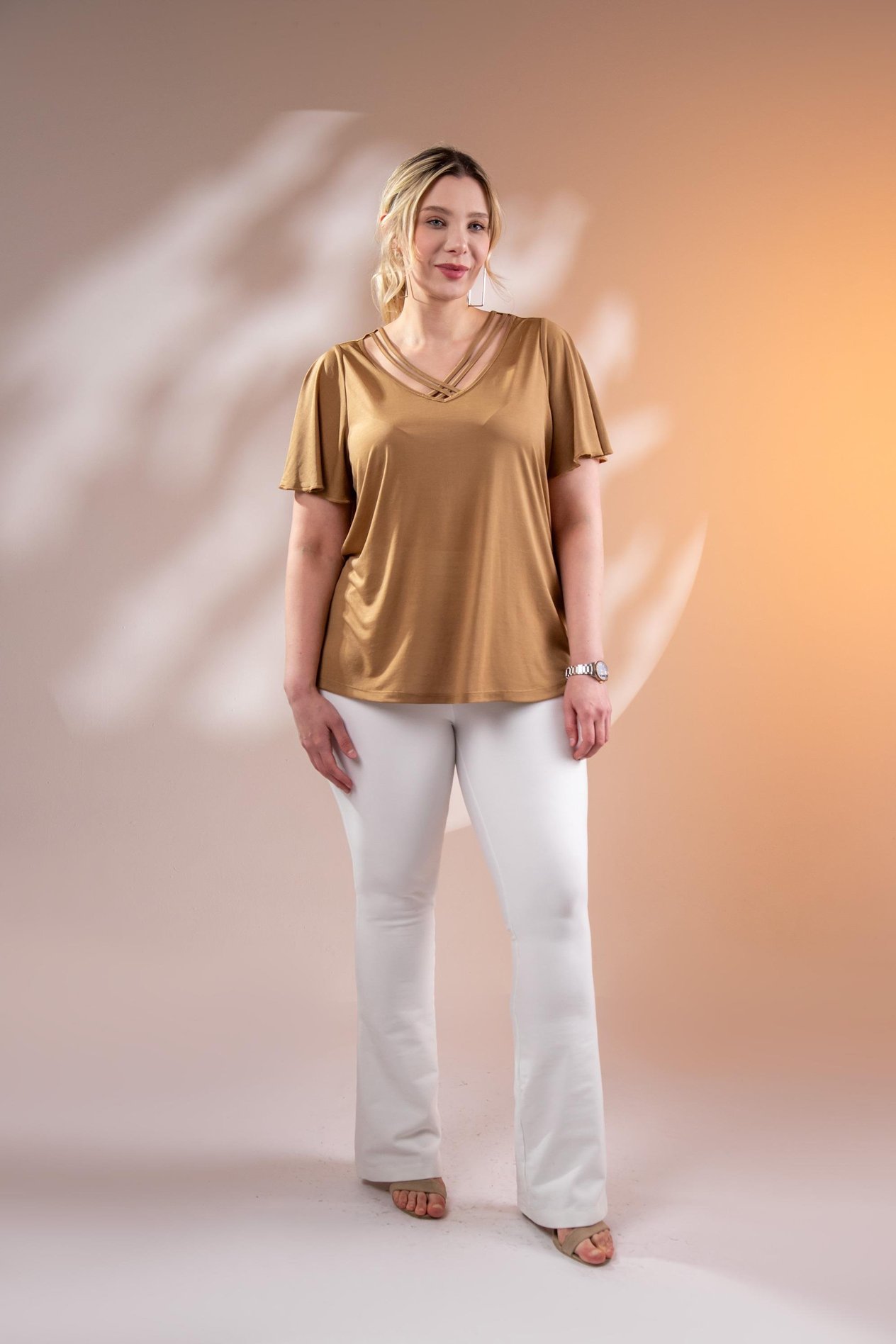 Büyük Beden 3330376 V Yaka Biyeli Bluz  Camel