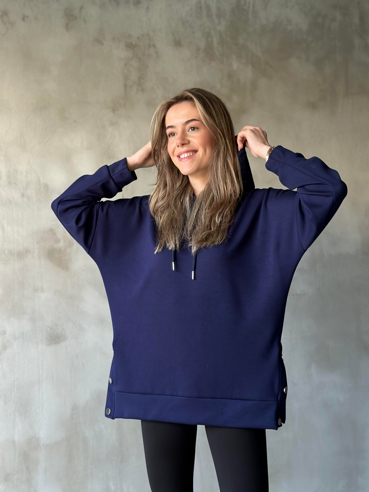 Oysh Oversize Uzun Çıtçıtlı Sweatshirt  - Dominatrend