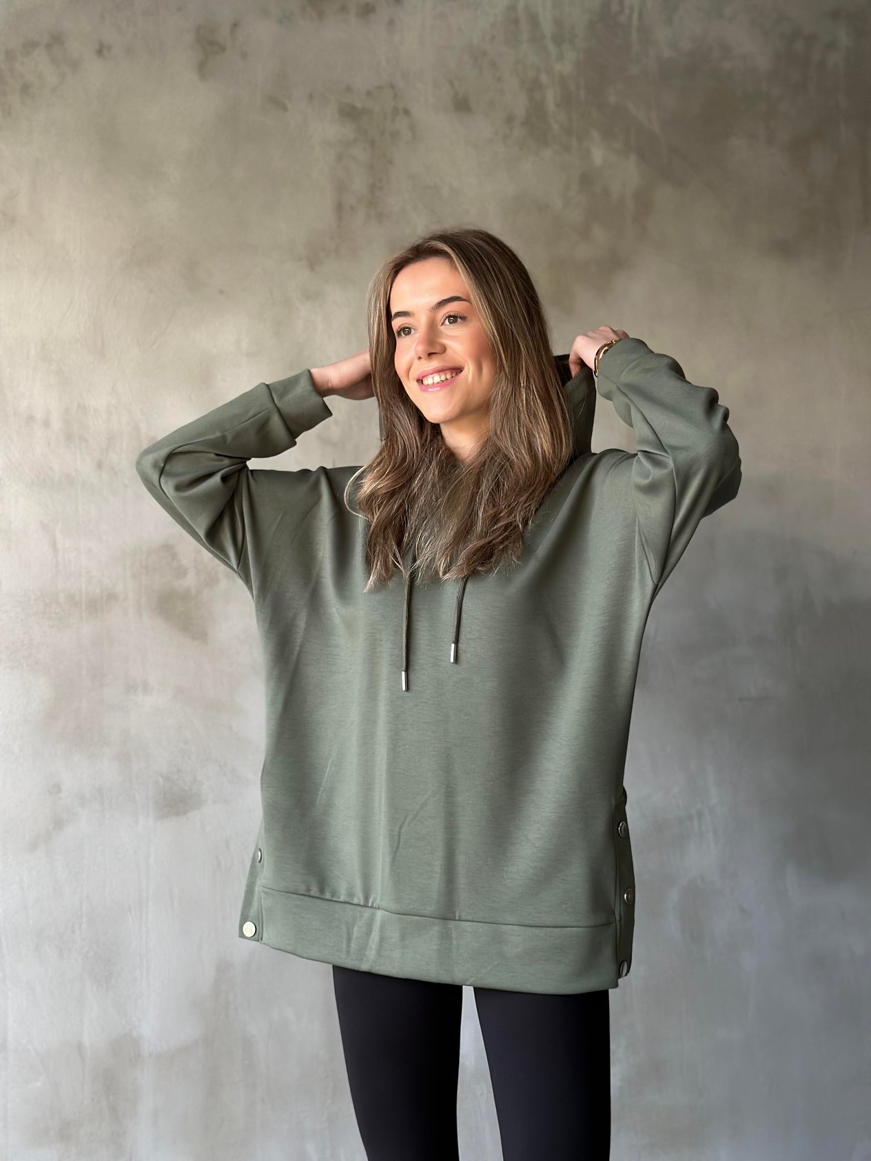 Oysh Oversize Uzun Çıtçıtlı Sweatshirt  - Dominatrend