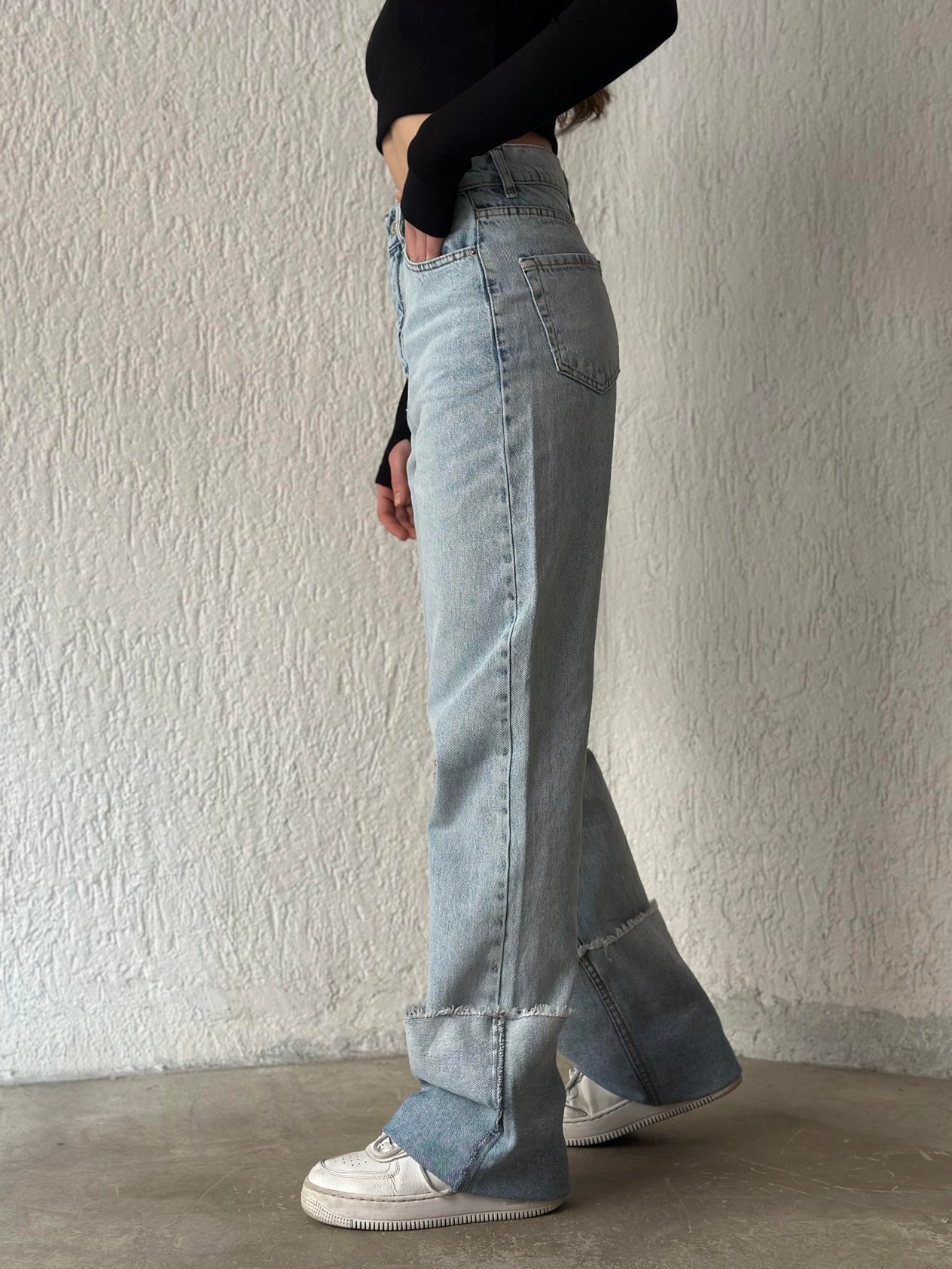 Yüksek Bel Katlı Paça Mavi Kar Yıkama Jean - Dominatrend