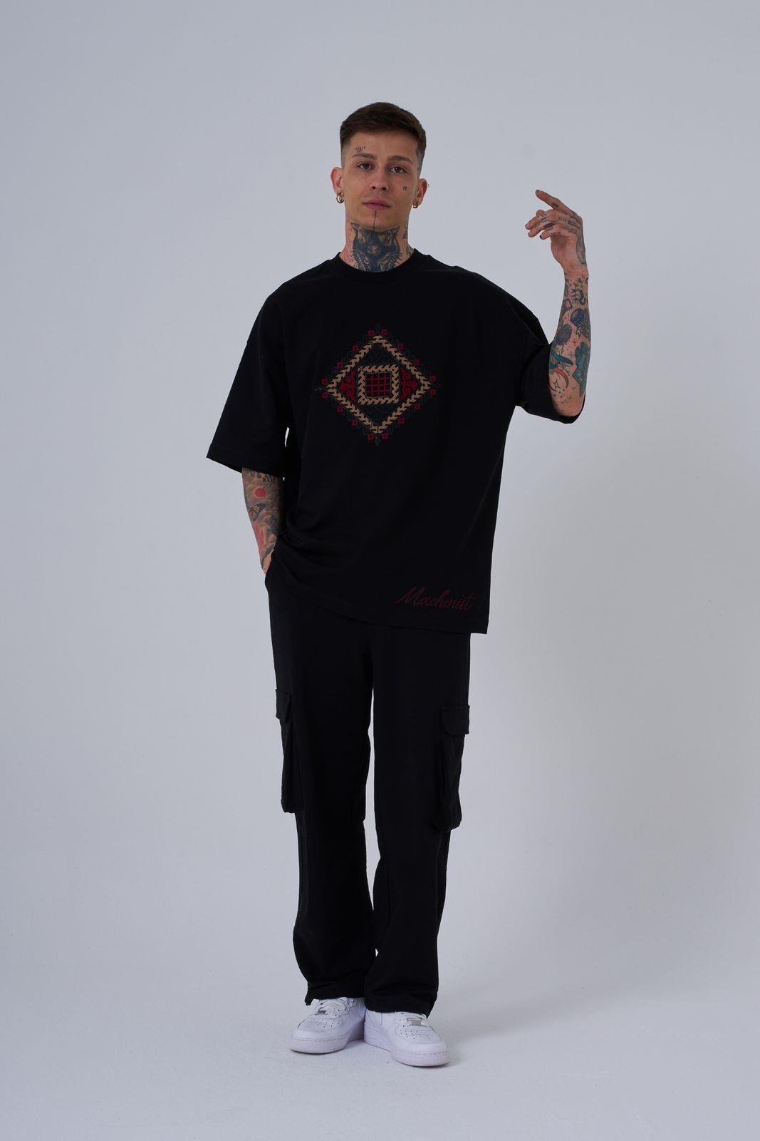 DARK BLACK