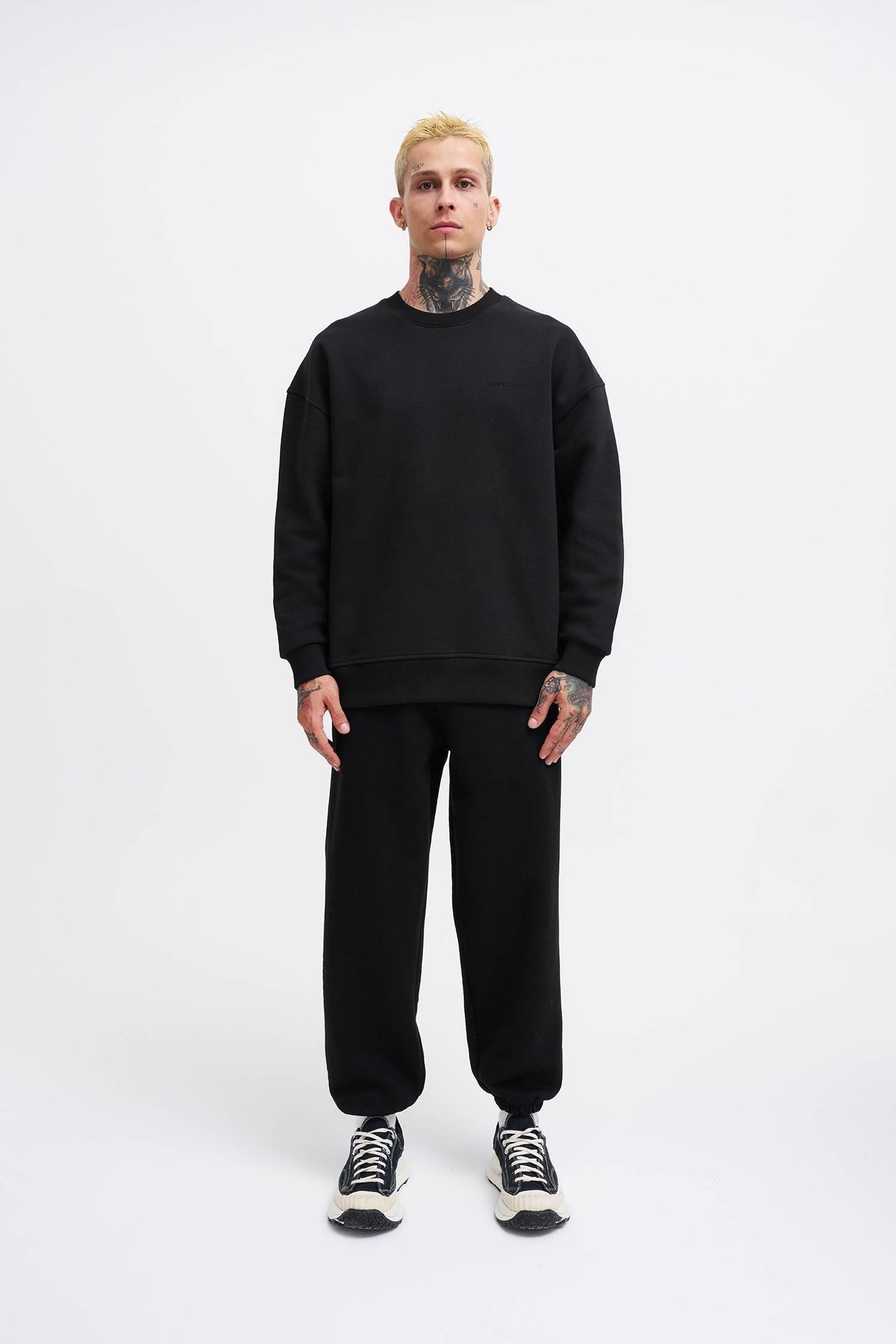 Erkek Basic Diagonal Swearshirt BLACK