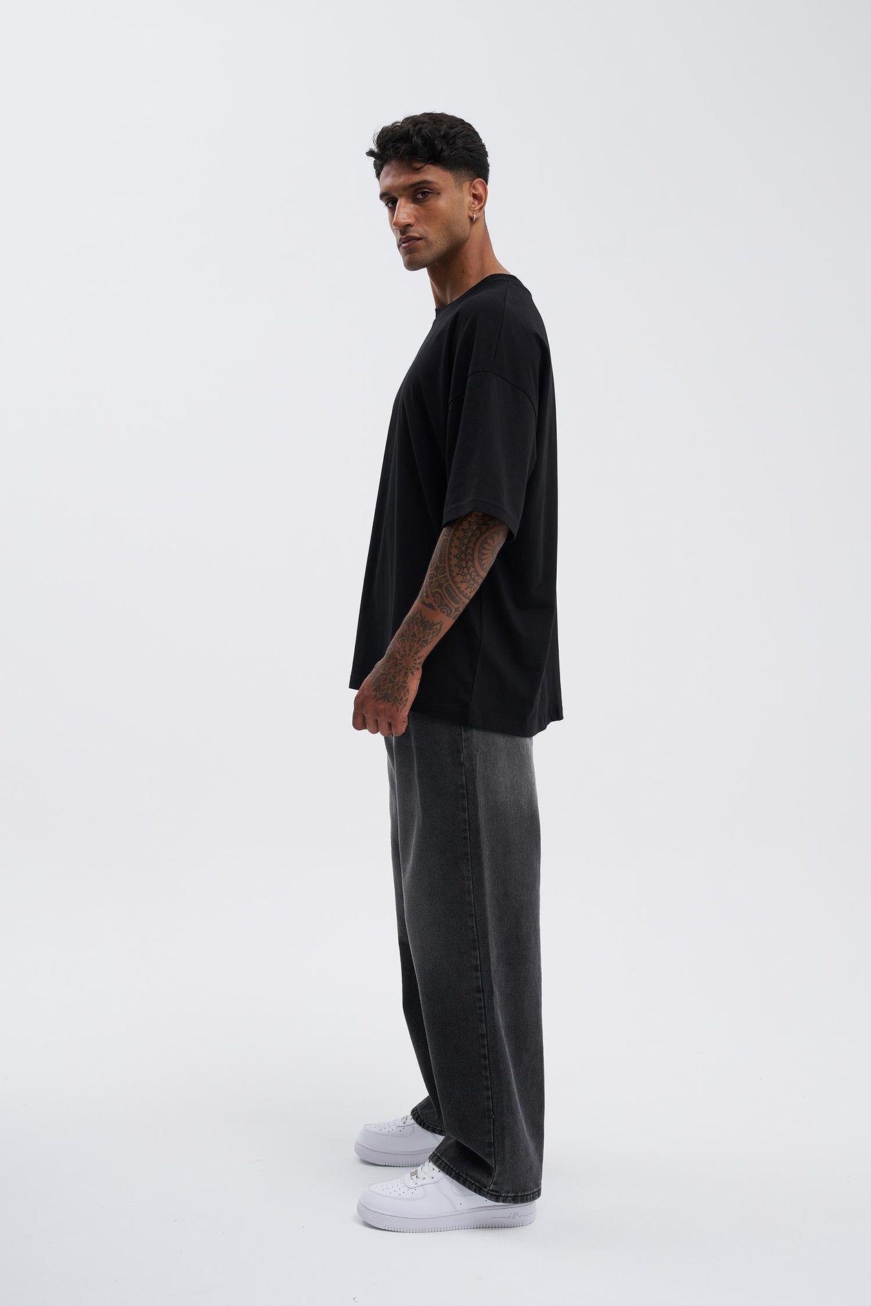 Erkek Basic Super Pamuklu Oversize Siyah Tişört