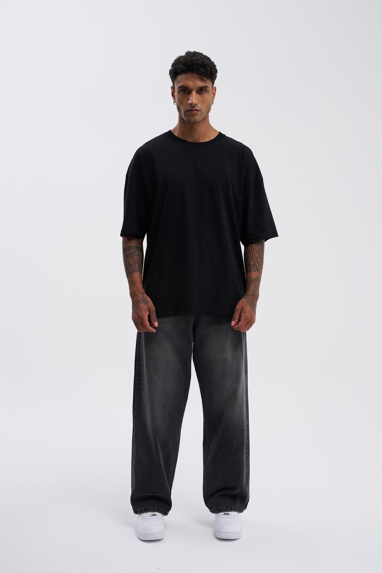 Erkek Basic Super Pamuklu Oversize Siyah Tişört