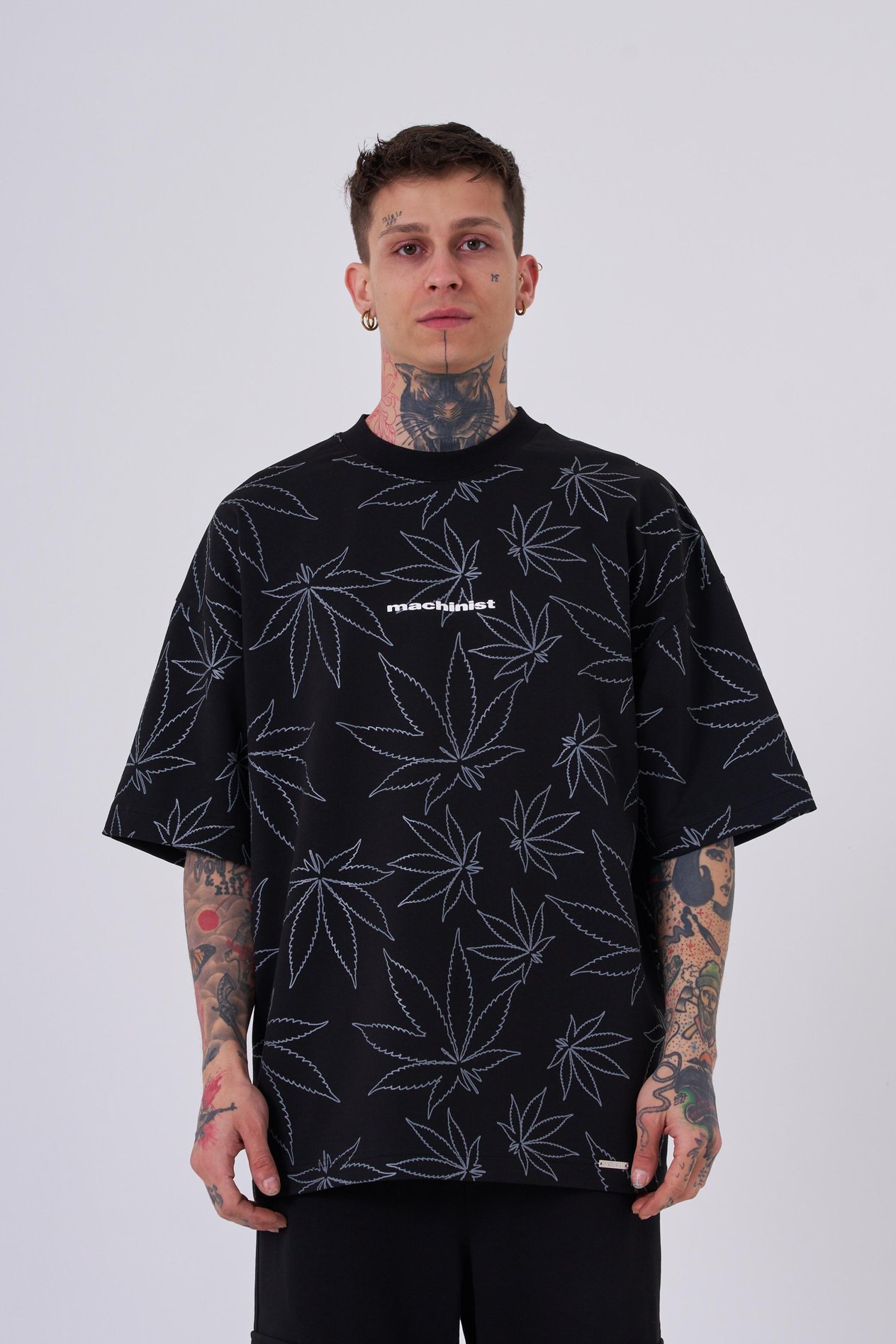 Erkek Cannabis Leaf Baskılı Oversize Siyah Tişört