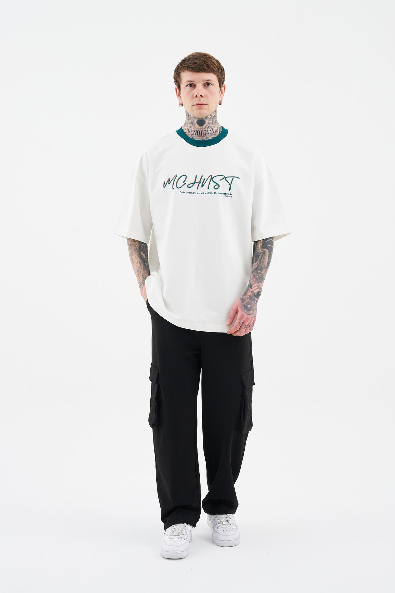 Erkek Colored And Technical Embroidered Oversize Ekru Tişört