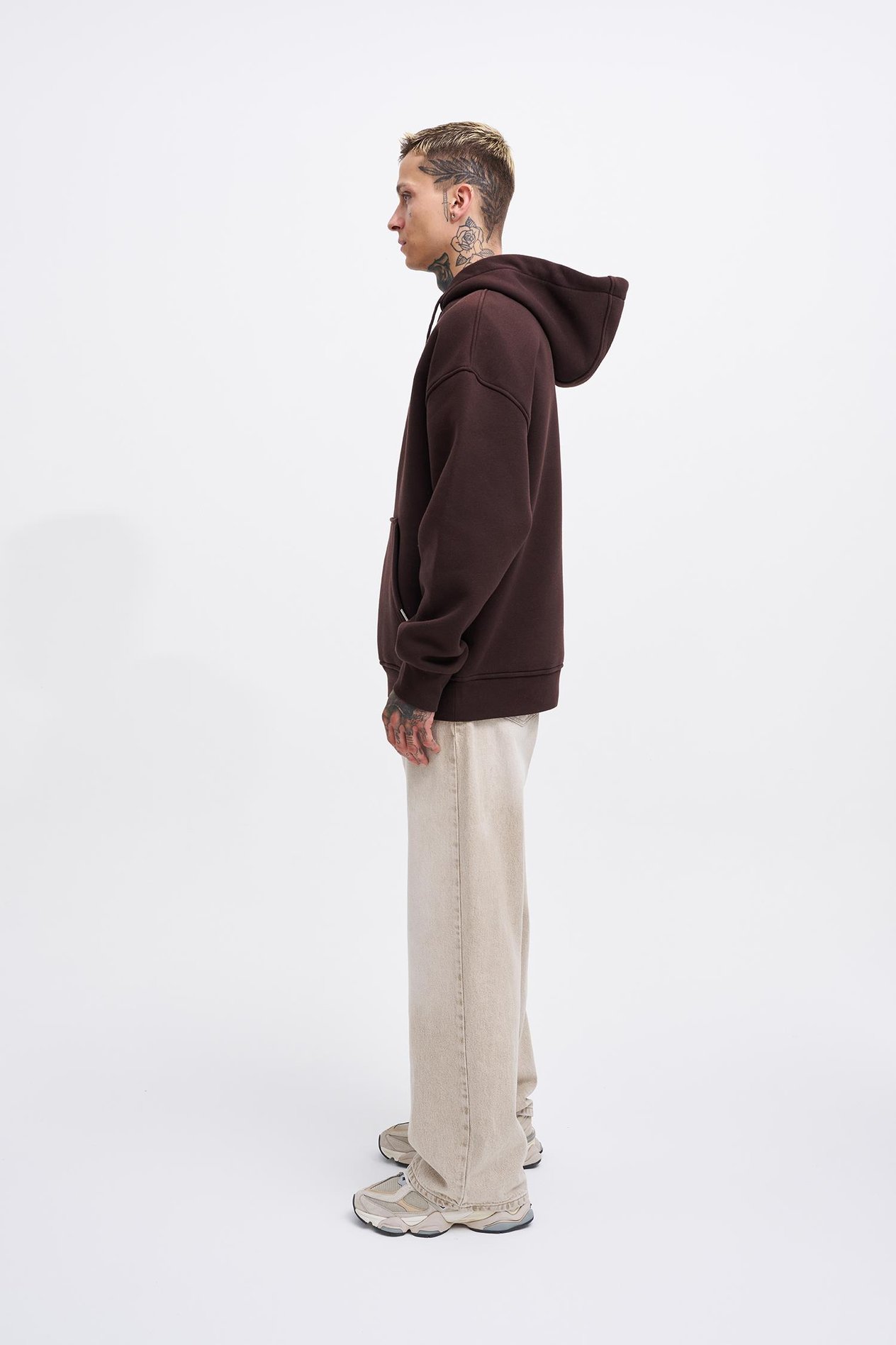 Erkek Middle Finger Baskılı Kapüşonlu Oversize Kahverengi Sweatshirt