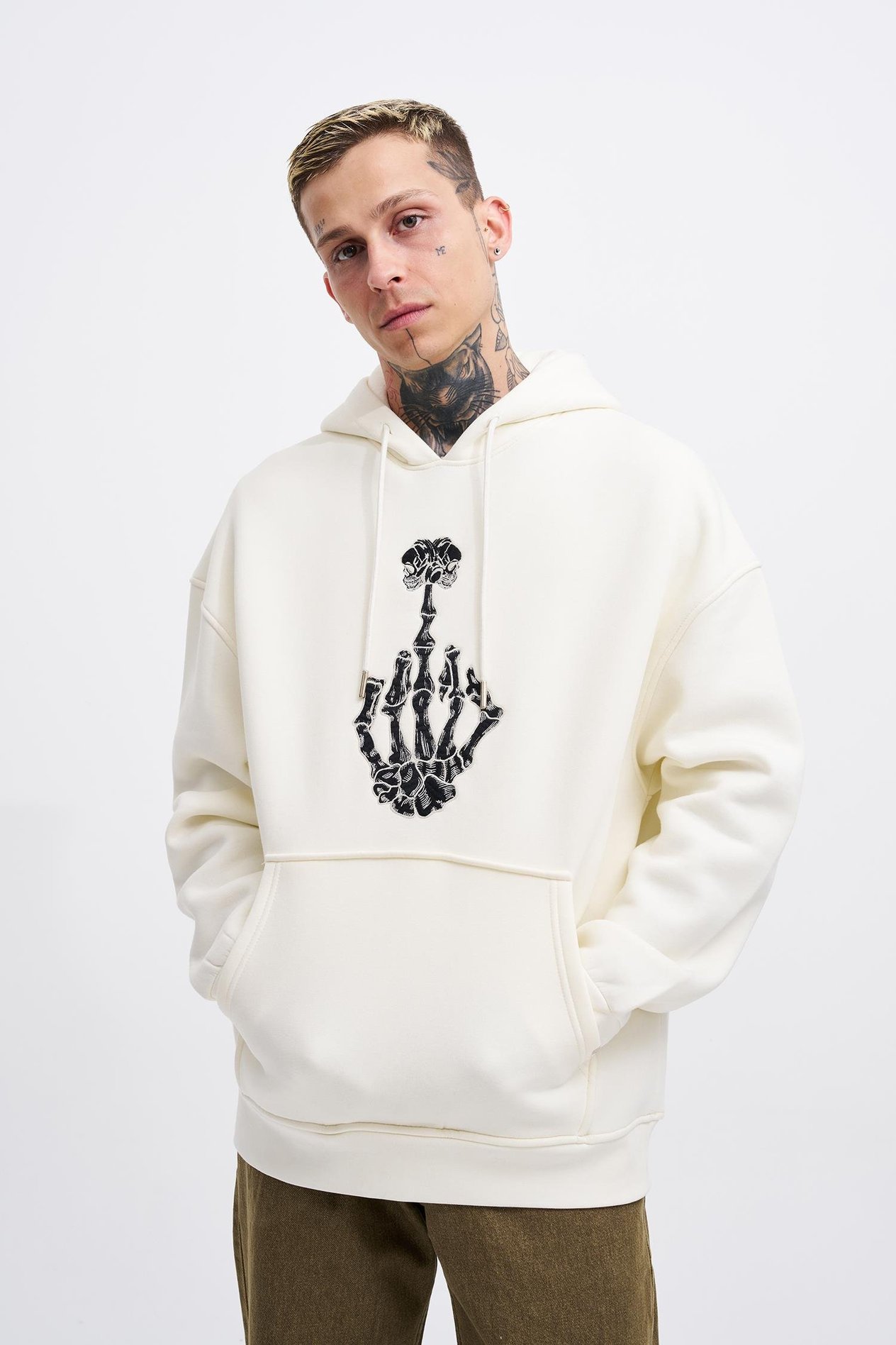Erkek Middle Finger Baskılı Kapüşonlu Oversize Ekru Sweatshirt