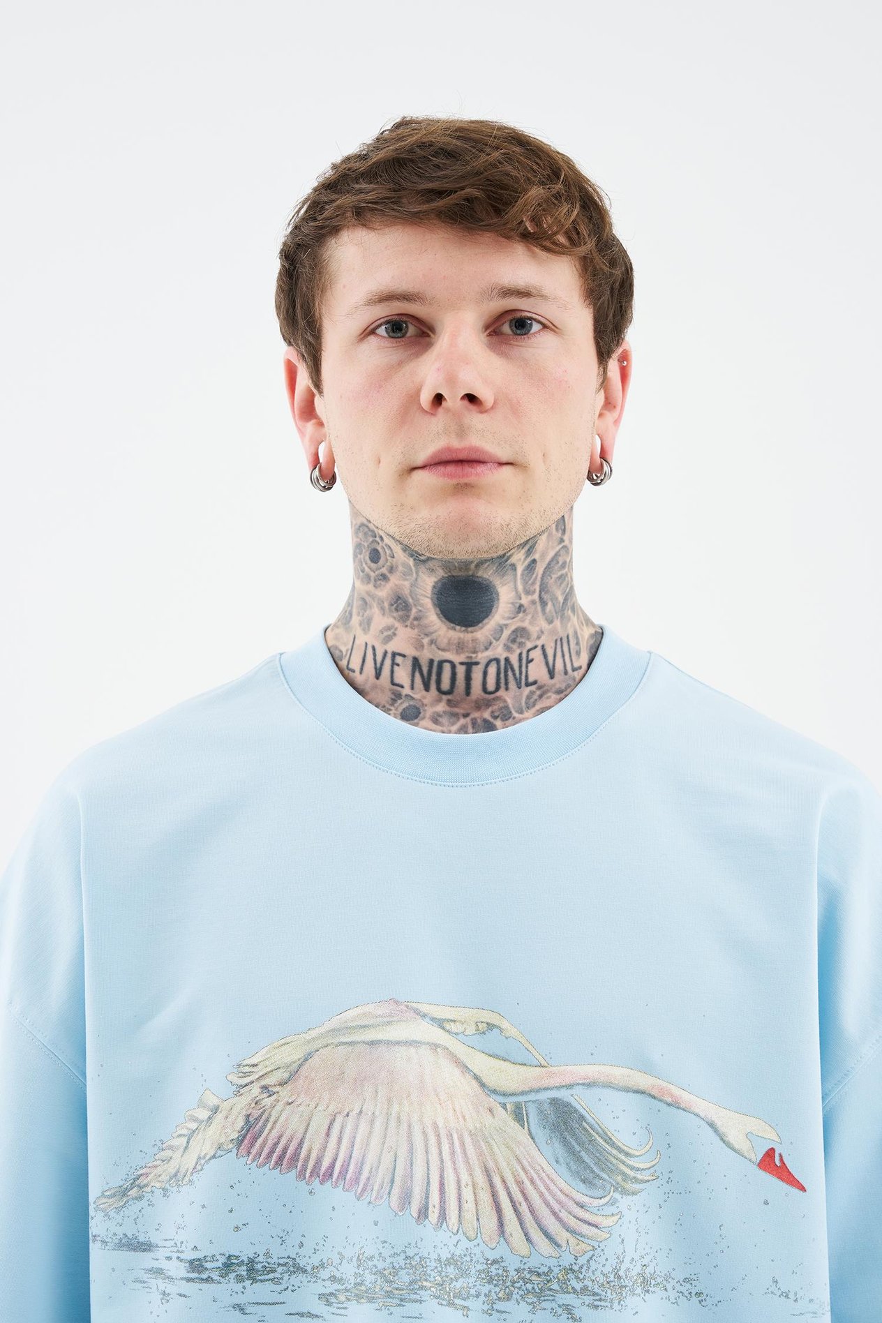 Erkek Swan Printed Oversi̇ze Ti̇şört LIGHT BLUE