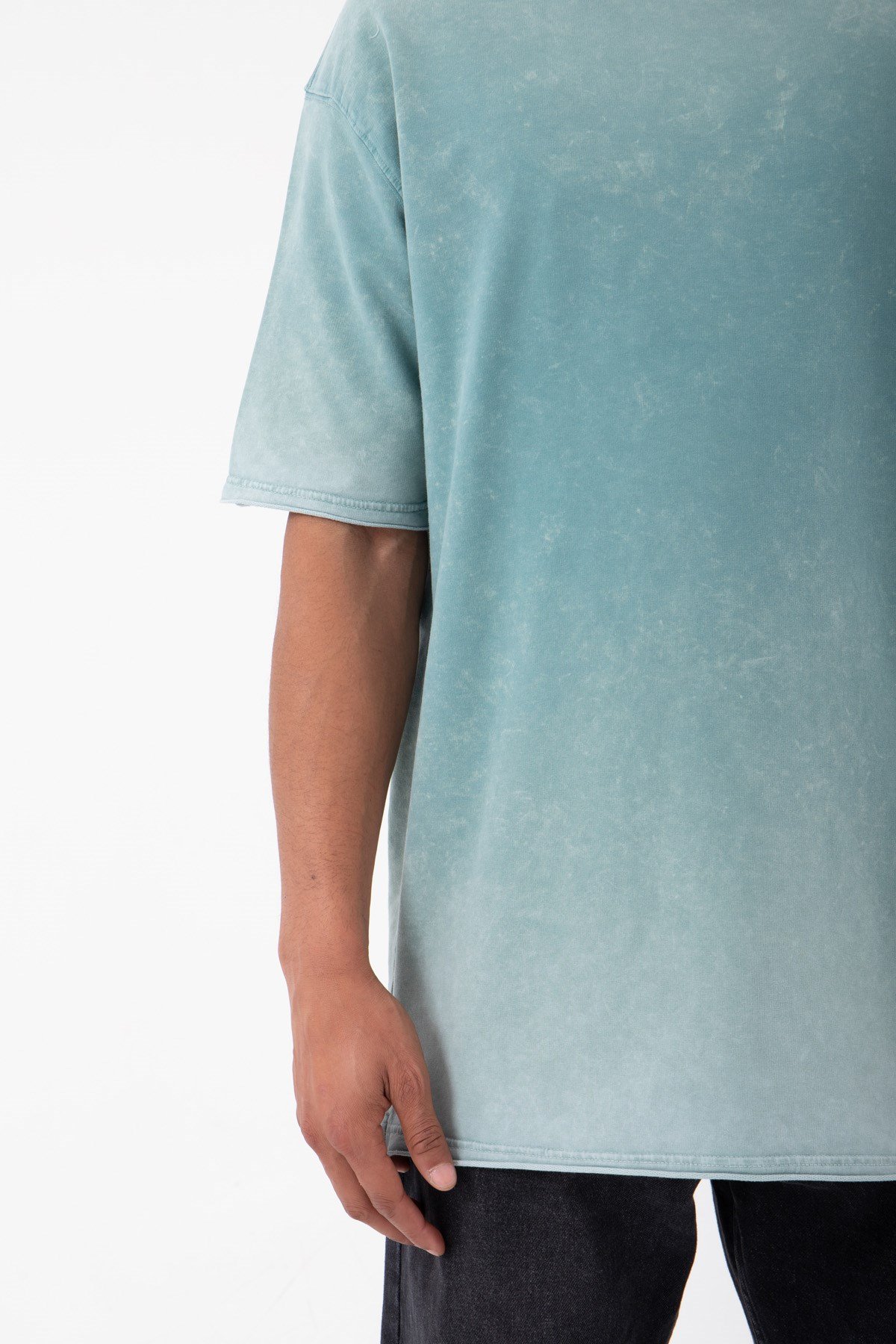 Relaxed Basic Yıkamalı Kumaş Yırtmaç Detaylı T-Shirt MİNT