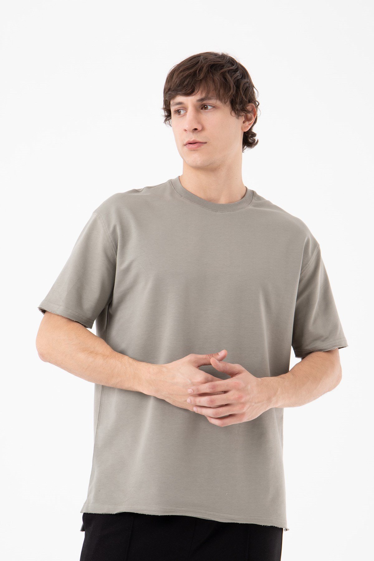 Relaxed Basic Organik Pamuklu Kumaş Yırtmaç Detaylı T-shirt HAKİ