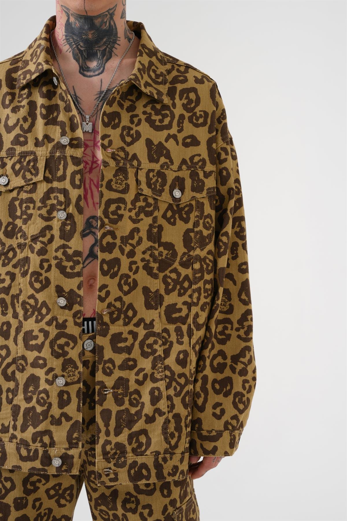 OVERSIZE DESENLİ DENİM KOT CEKET / LEOPAR DESEN