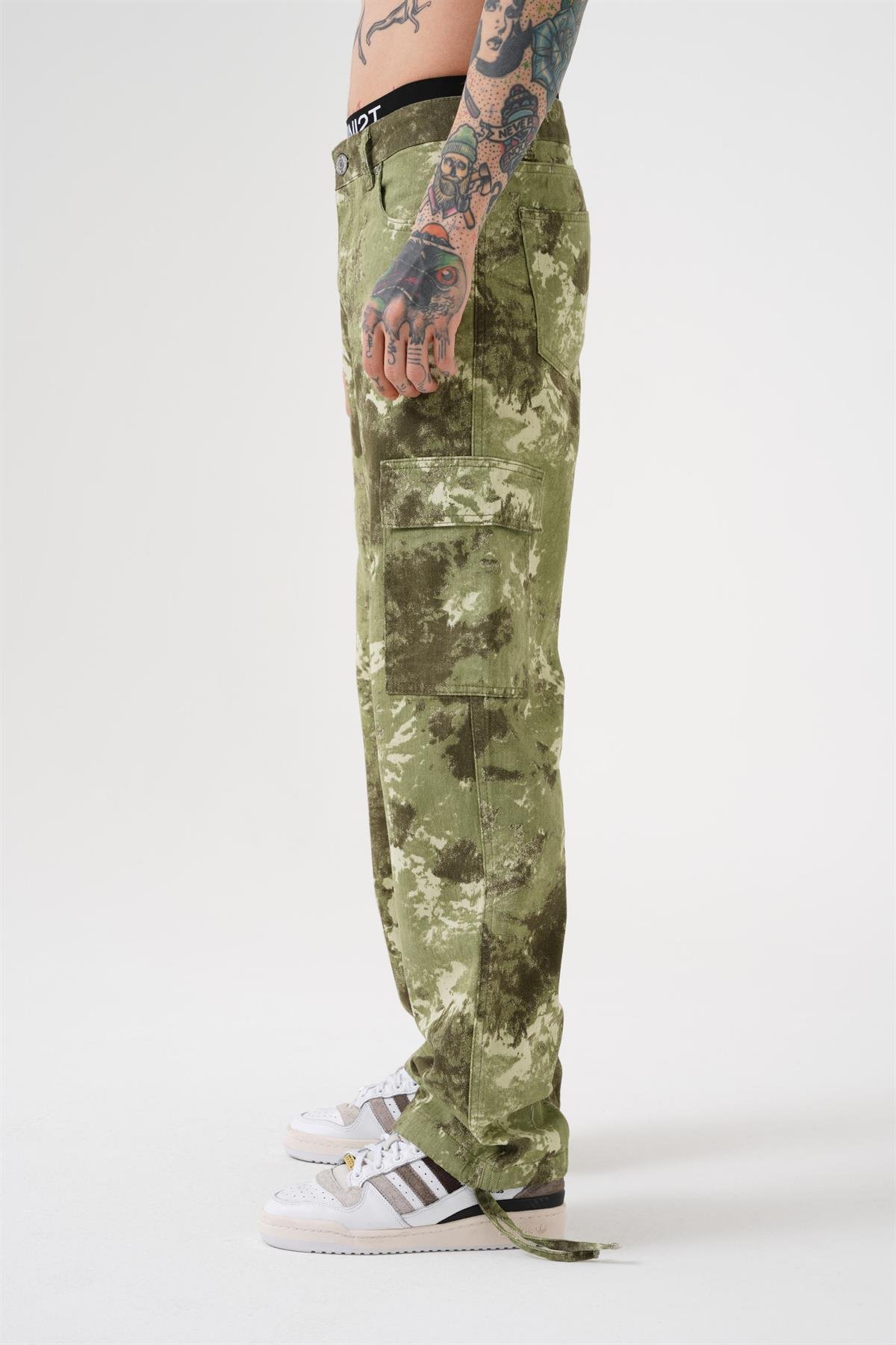 DESENLİ KARGO CEPLİ BAGGY KOT PANTOLON / KAMUFLAJ
