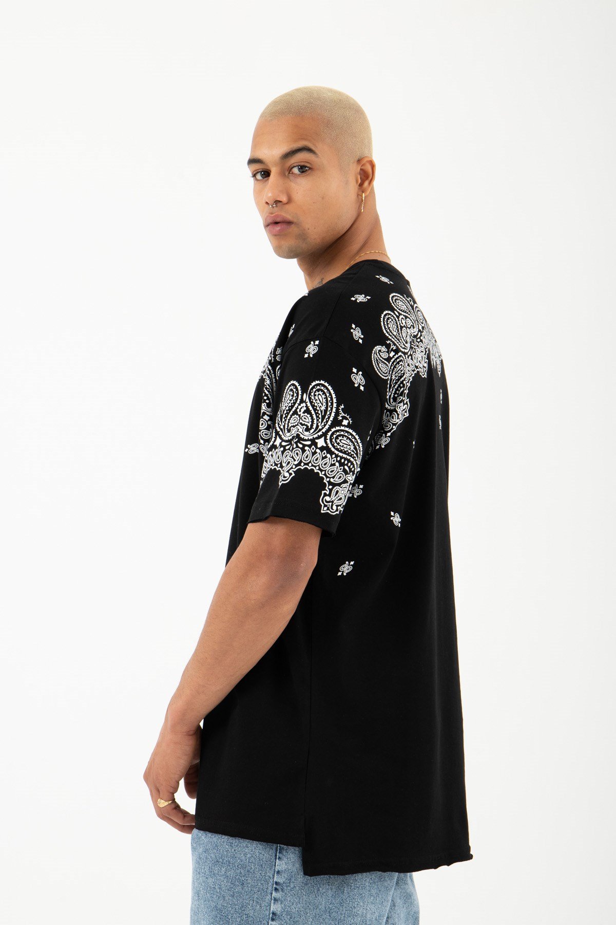 Relaxed Ethnic Paisley Baskılı Pamuklu T-Shirt SİYAH