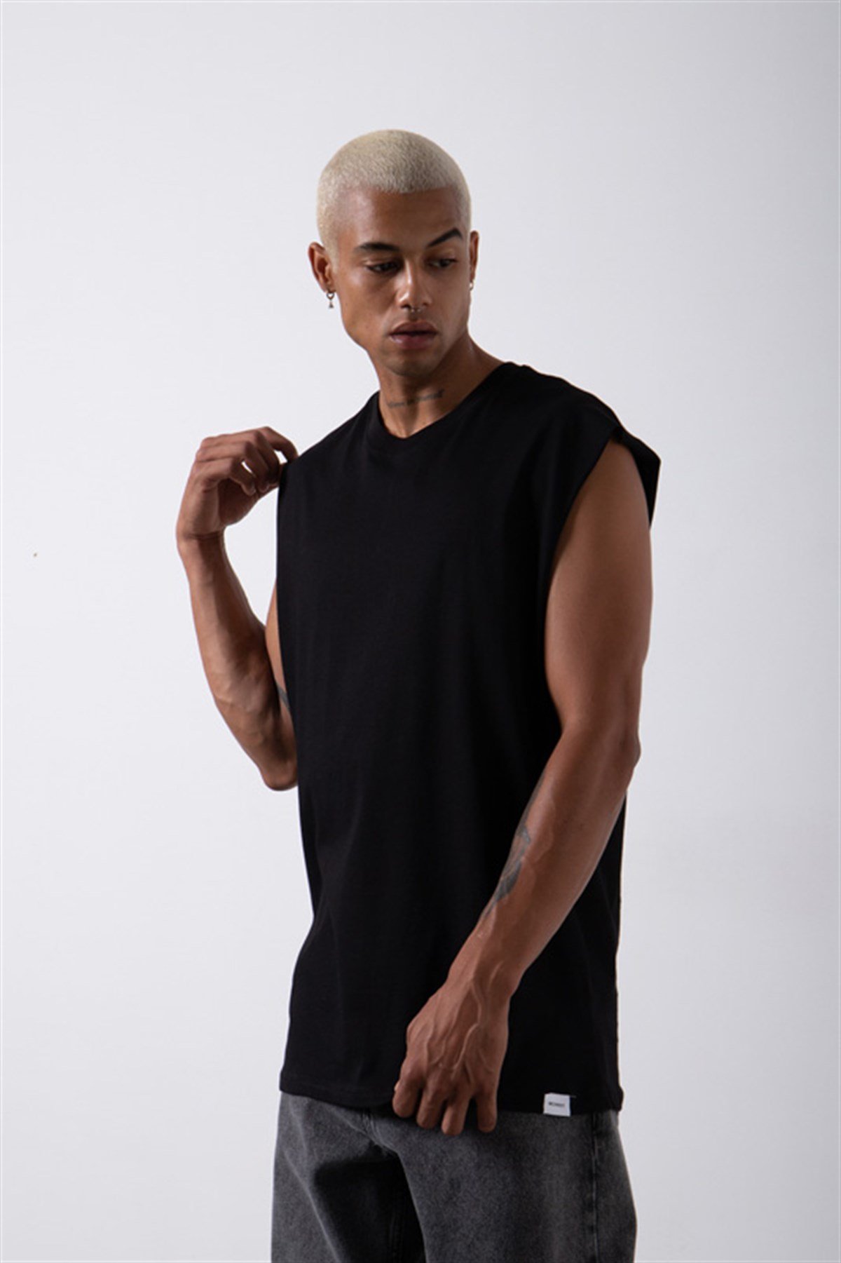 Oversize Basic Pamuklu Sıfır Kol Atlet SİYAH